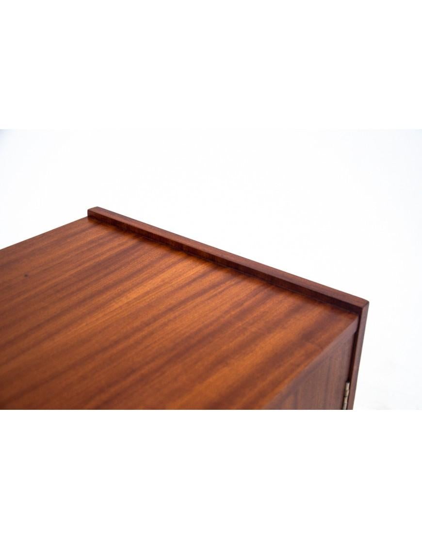 Commode, Pologne, années 1960. Après la rénovation. en vente 4