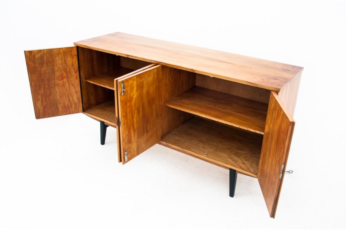 Cassettiera, Design polacco, anni '70. Dopo la ristrutturazione in vendita 2