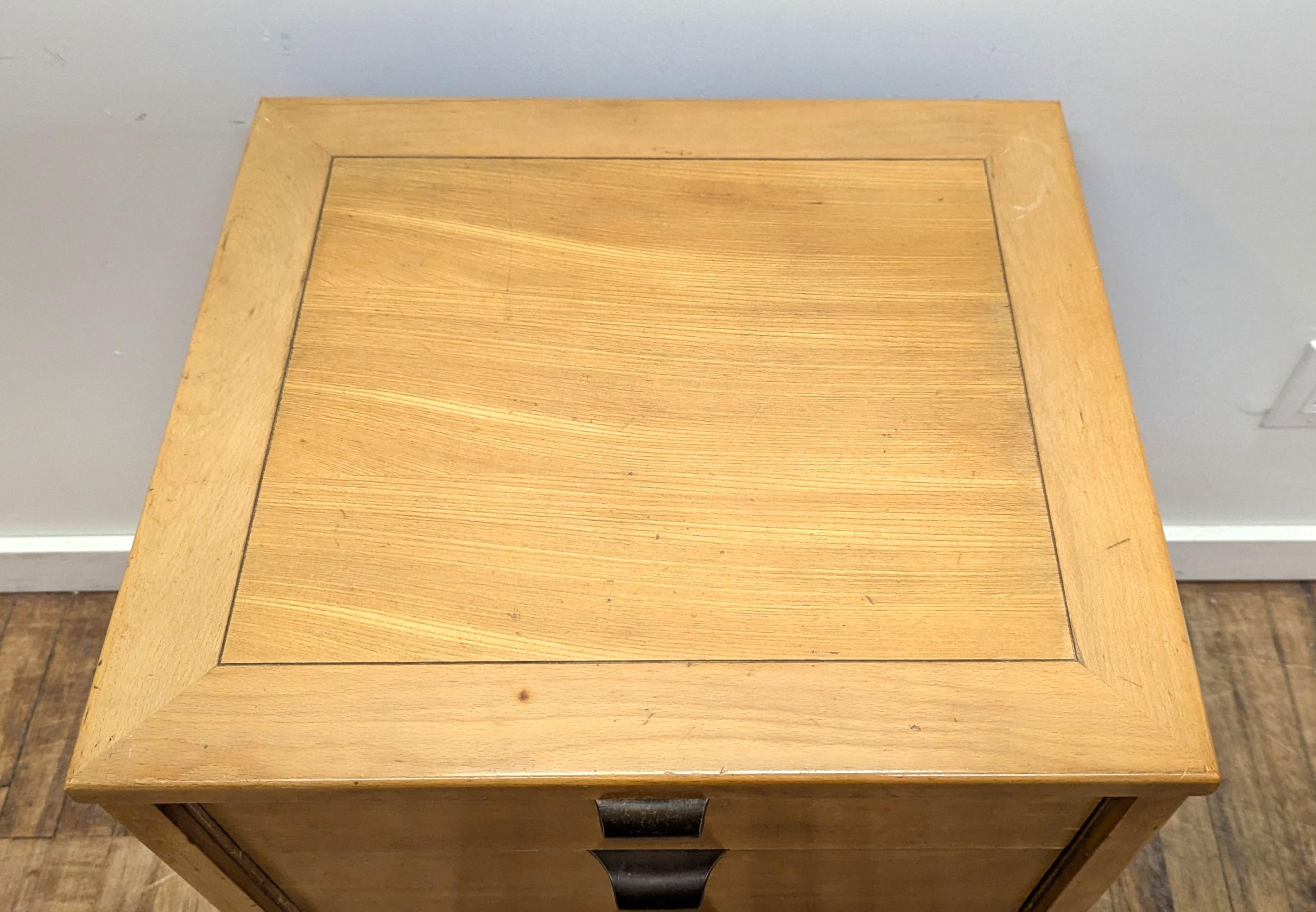 American Chest of Drawers Precedent Edward Wormely for Drexel For Sale