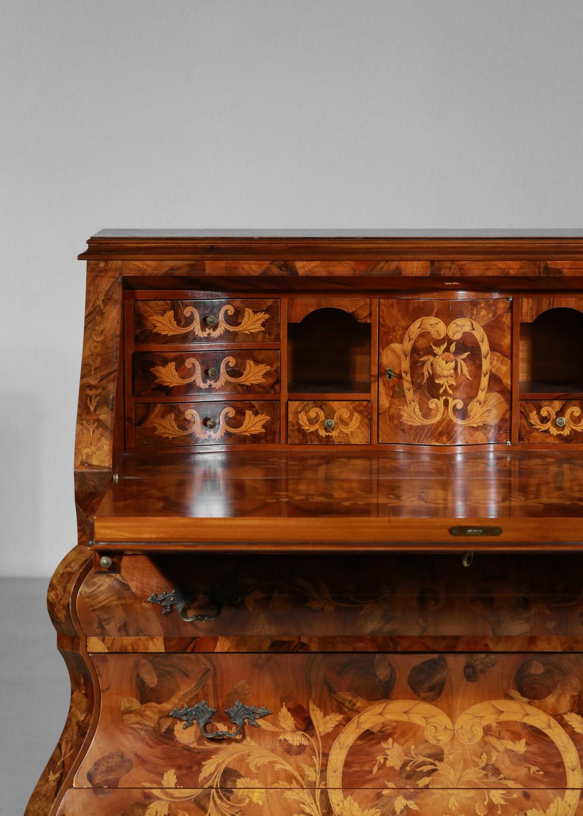 Chest of Drawers / Secretary in Dutch Style Marquetry Holland Design For Sale 7