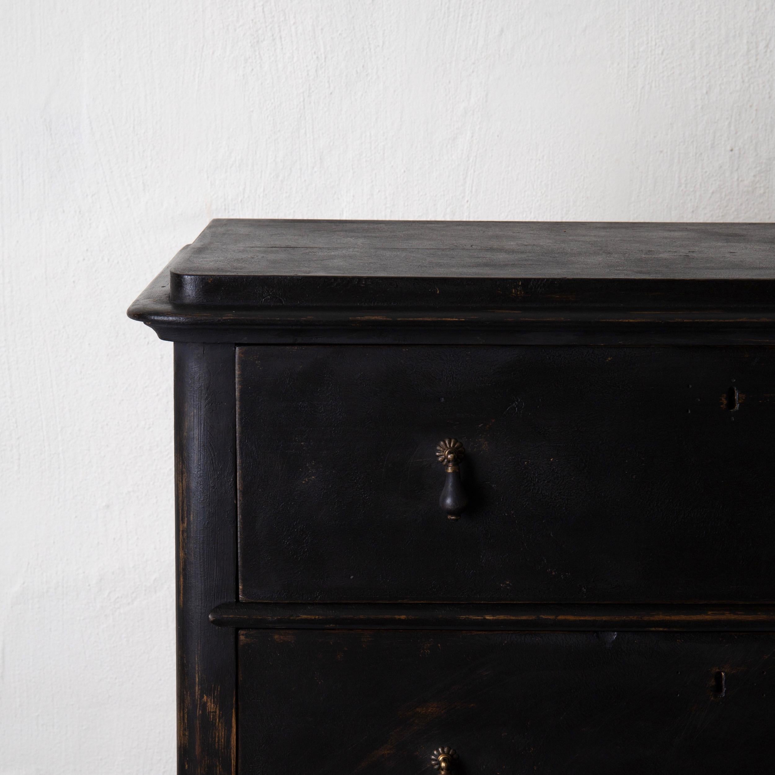 Chest of Drawers Swedish, 19th Century Black Sweden In Good Condition In New York, NY