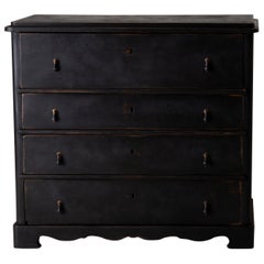 Wood Commodes and Chests of Drawers