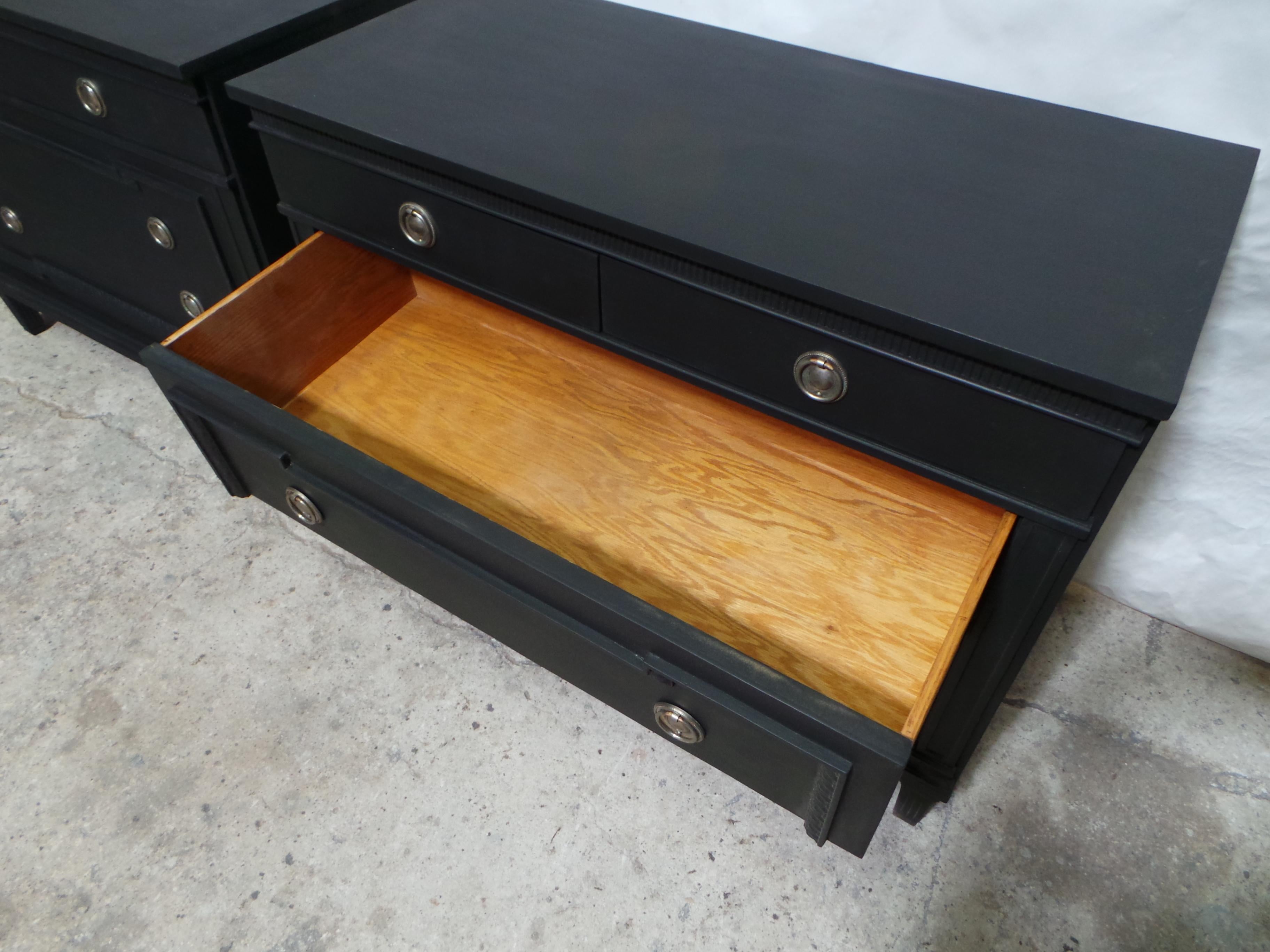 Commode Style Gustavien Suédois Noir Minuit en vente 3