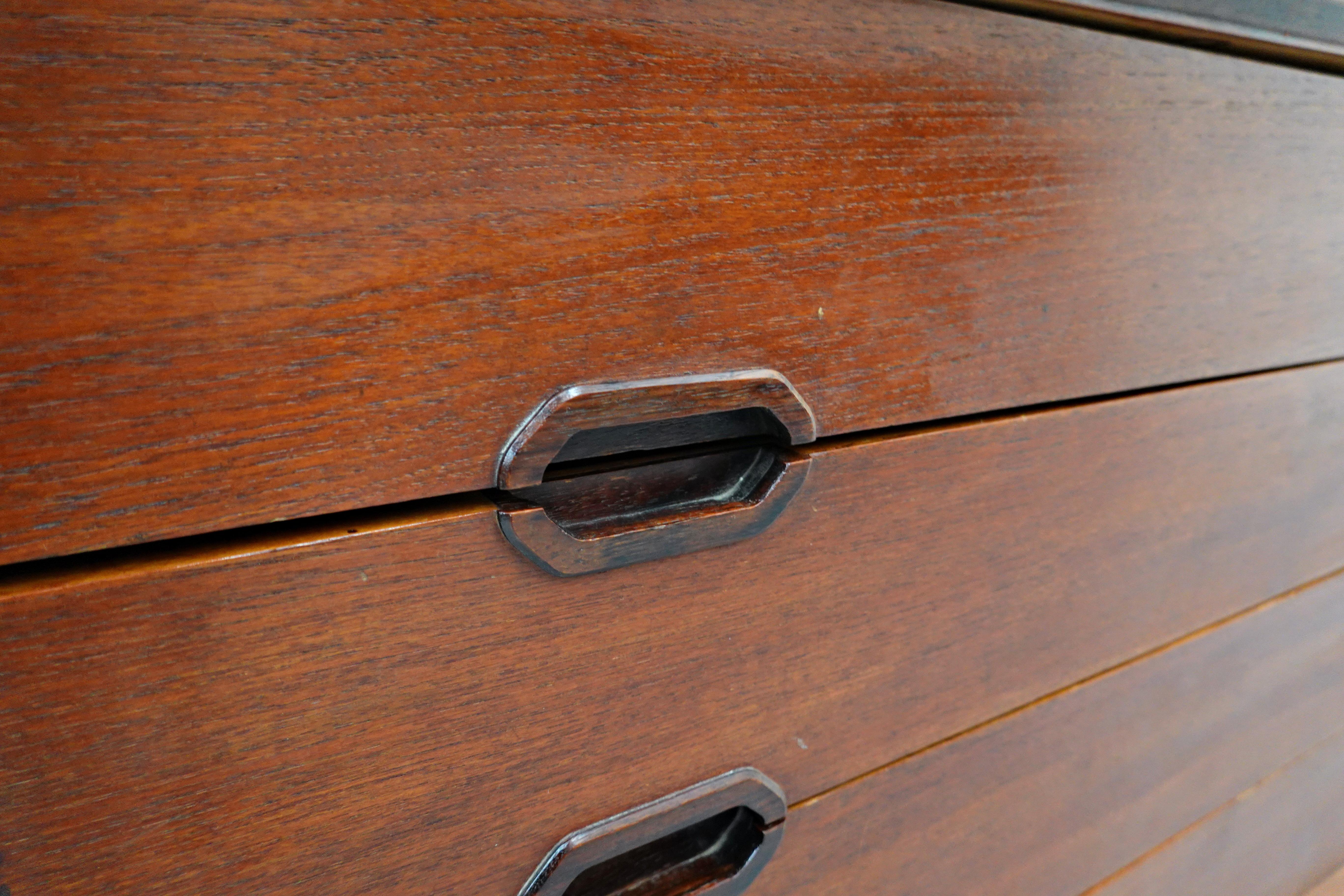 Cassettiera moderna di metà secolo, Teak, anni '60 in vendita 2