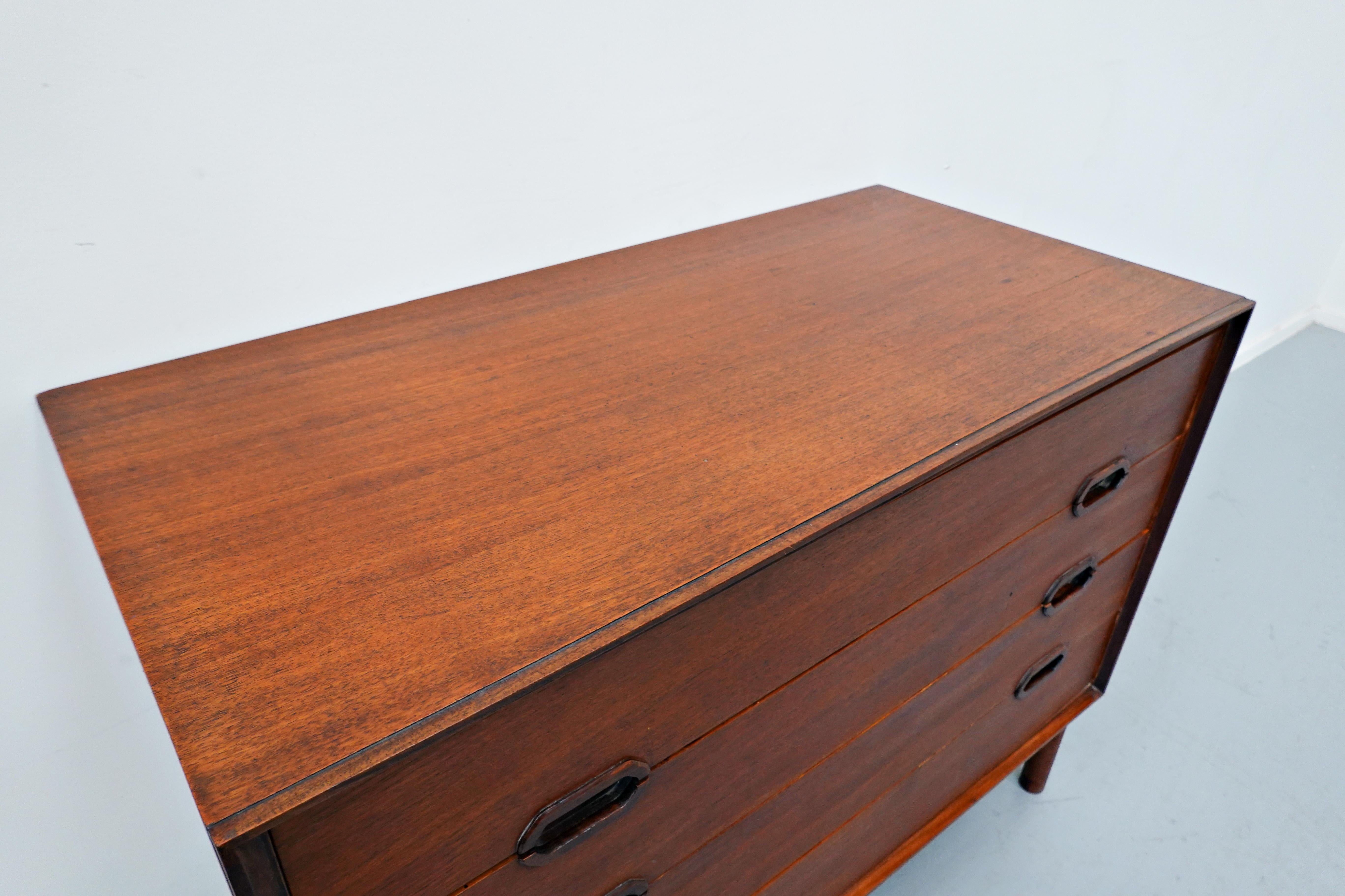 Cassettiera moderna di metà secolo, Teak, anni '60 in vendita 4