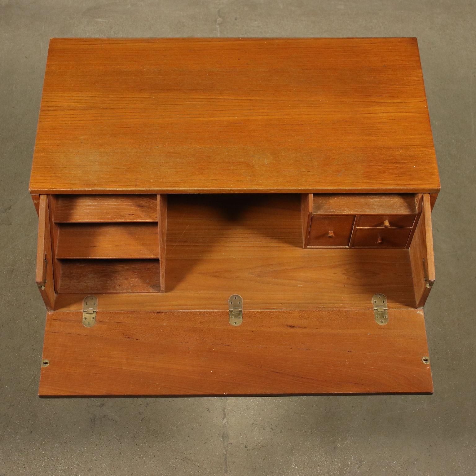 Italian Chest of Drawers Teak Veneer Metal, Italy, 1960s