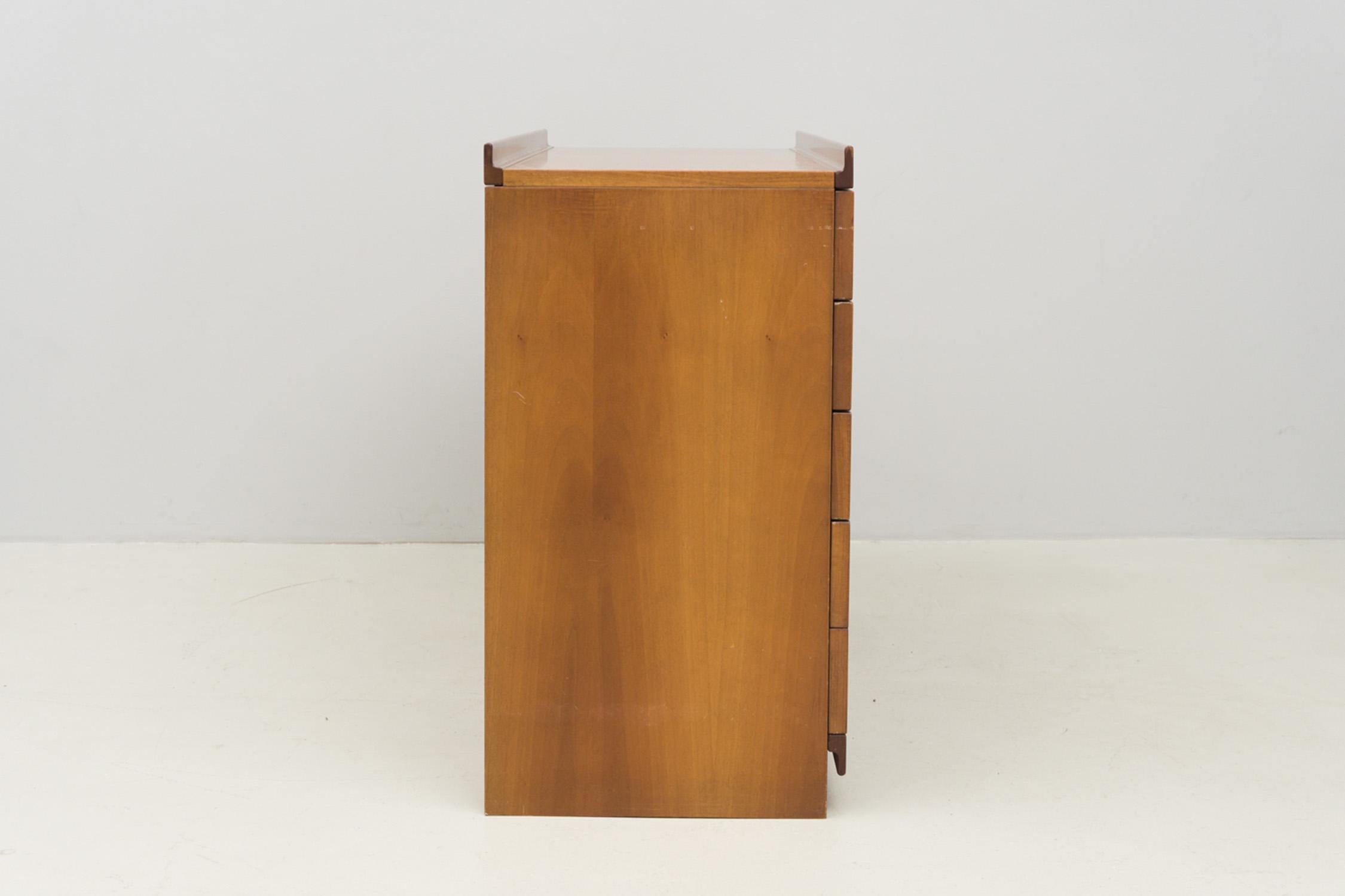 Italiano Cassettiera, Noce, di Tito Agnoli, 1968 in vendita
