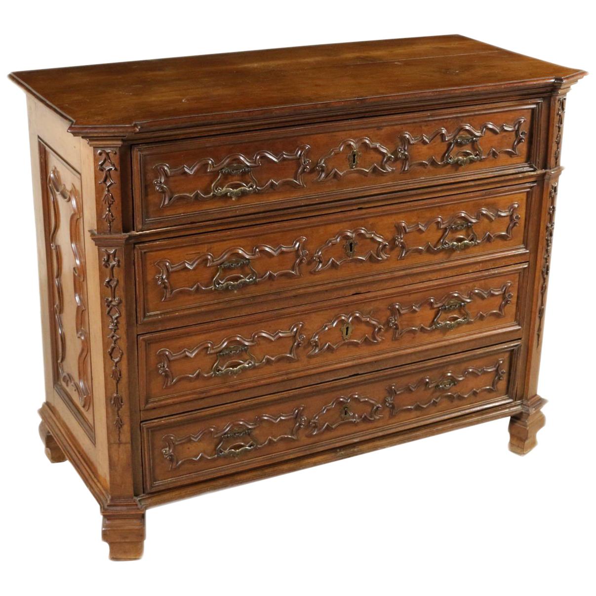 Chest of Drawers Walnut Manufactured in Northern Italy, Early 1700
