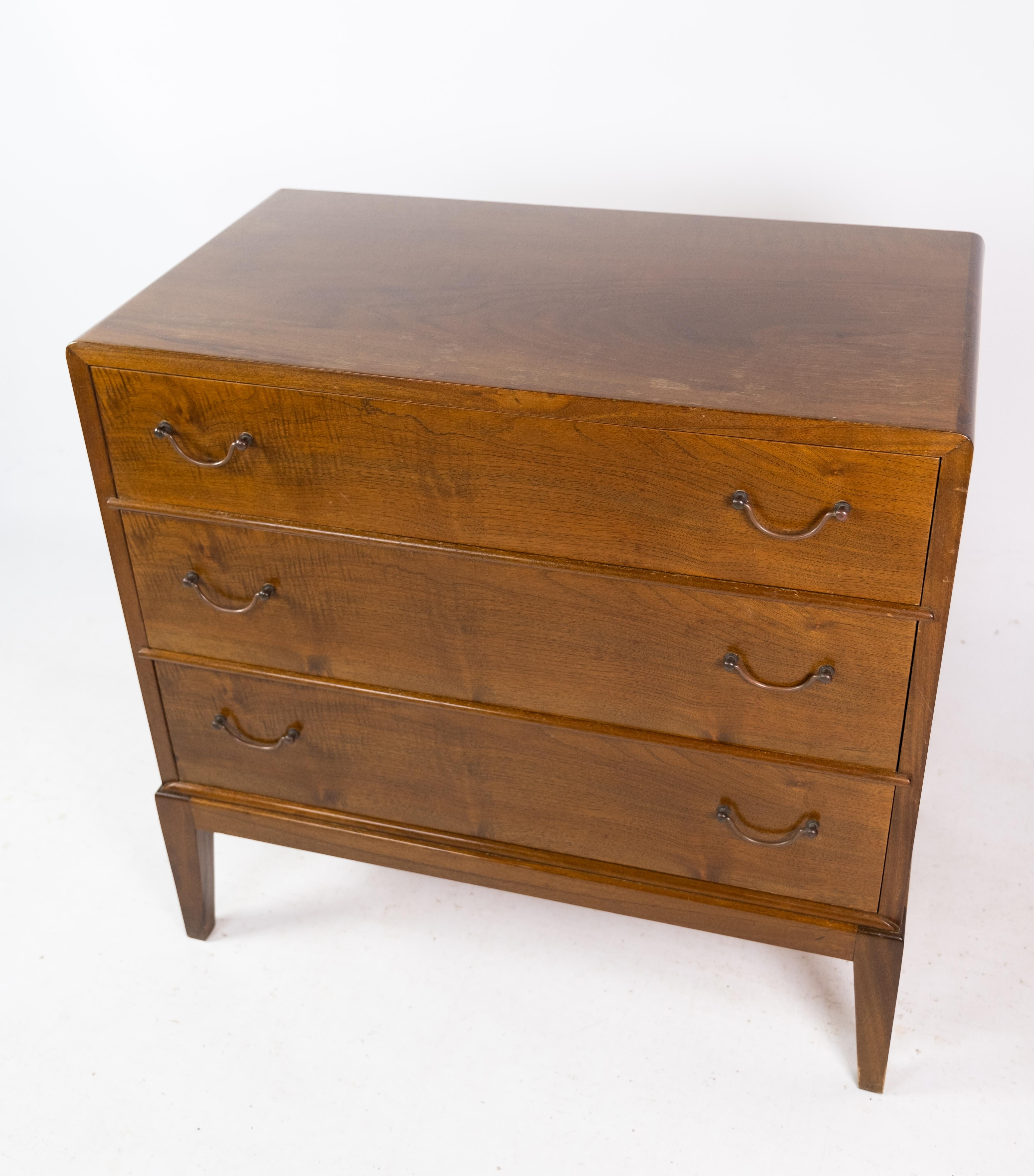 Chest of Drawers, Walnut Wood, Brass Handle, Danish Design, 1960 In Good Condition For Sale In Lejre, DK