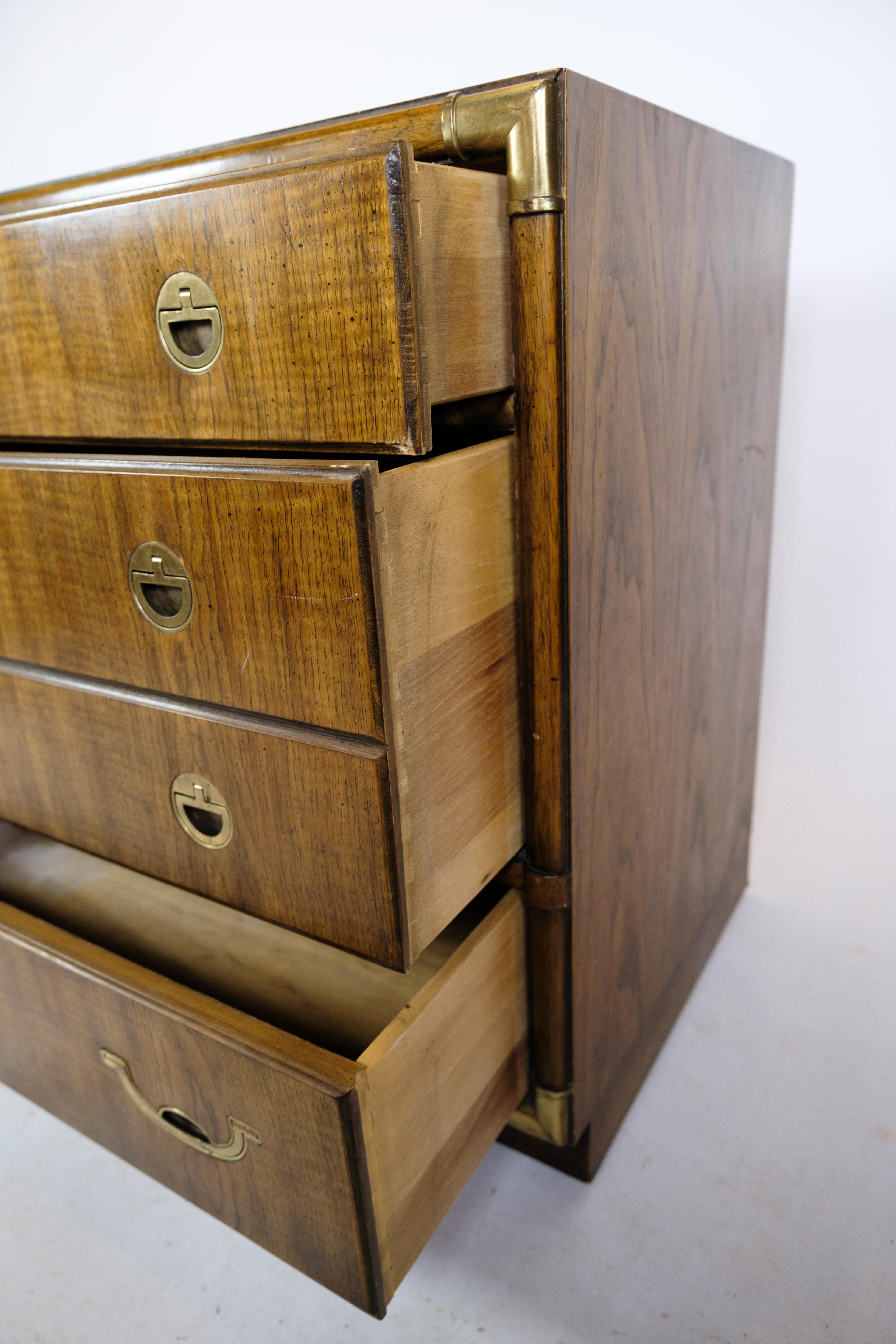 Chest of drawers with 4 drawers and brass fittings from the 1920s For Sale 5