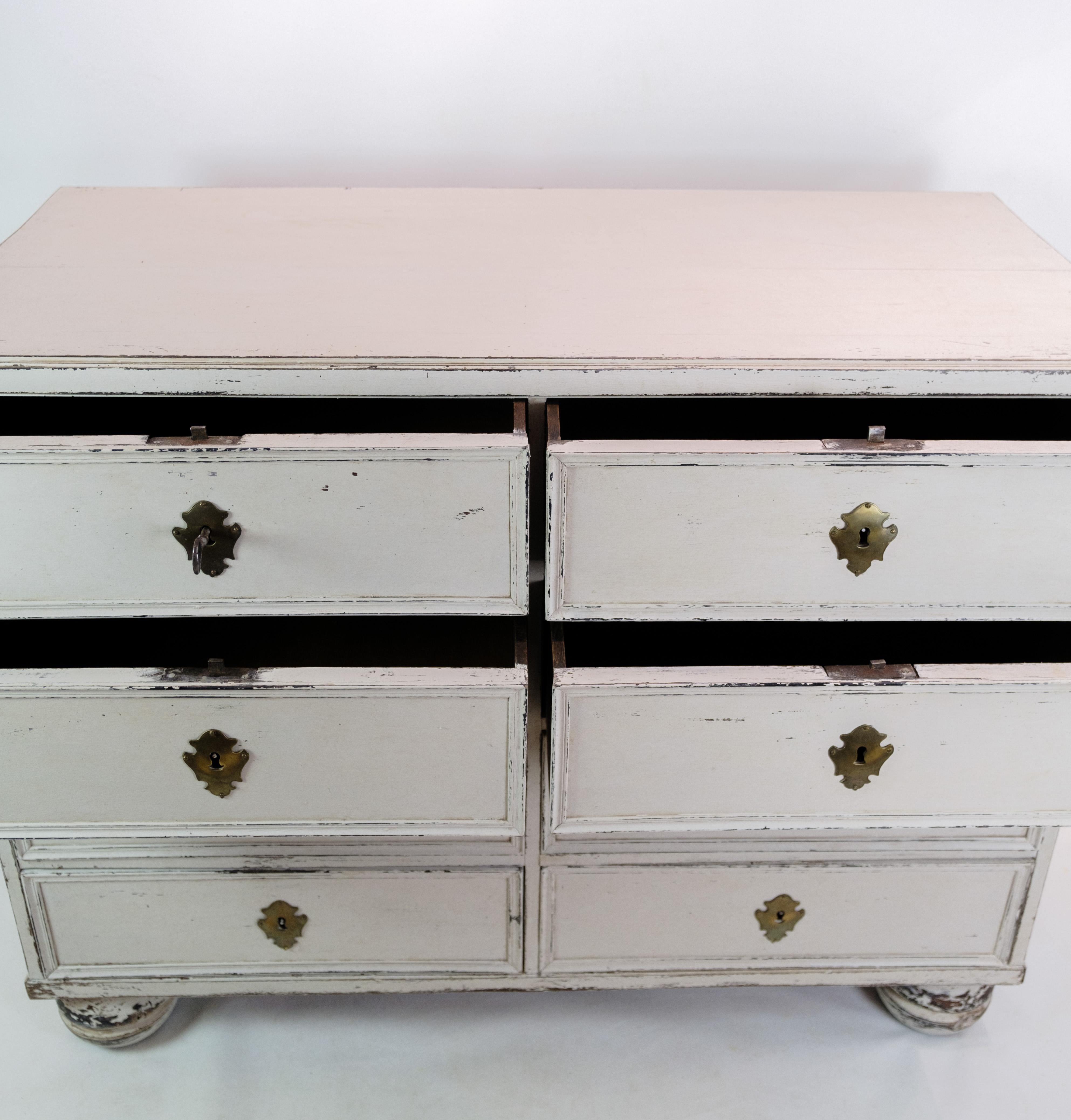 Swedish Chest of drawers With 8 Drawers Inspired By The Gustavian style From 1780s For Sale