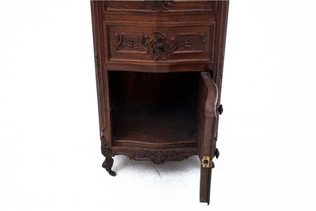 Chest of Drawers with a Stone Top, Tallboy, France, circa 1910 In Good Condition In Chorzów, PL