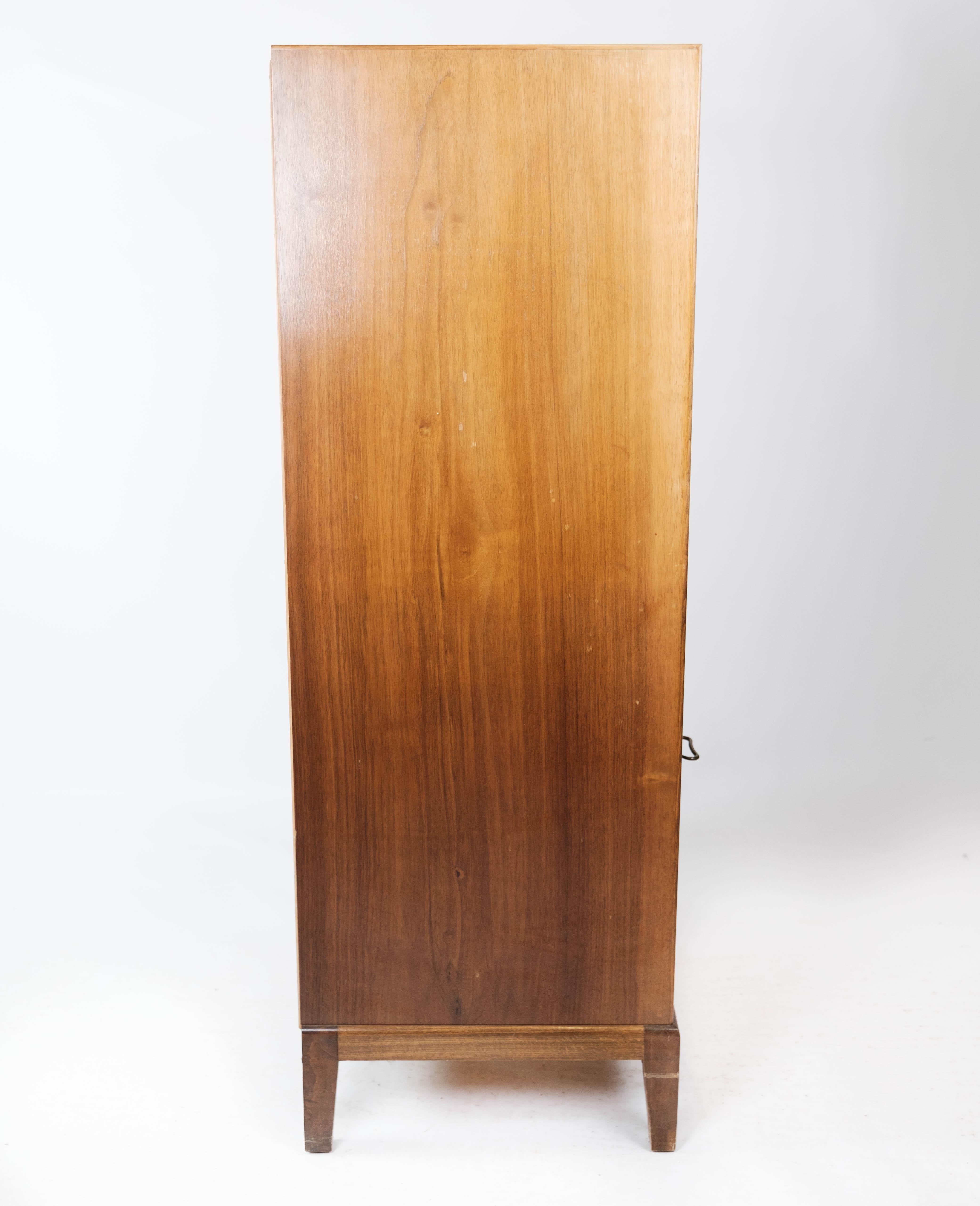 Chest of Drawers with Six Drawers of Walnut, Designed by Frits Henningsen, 1960s 9