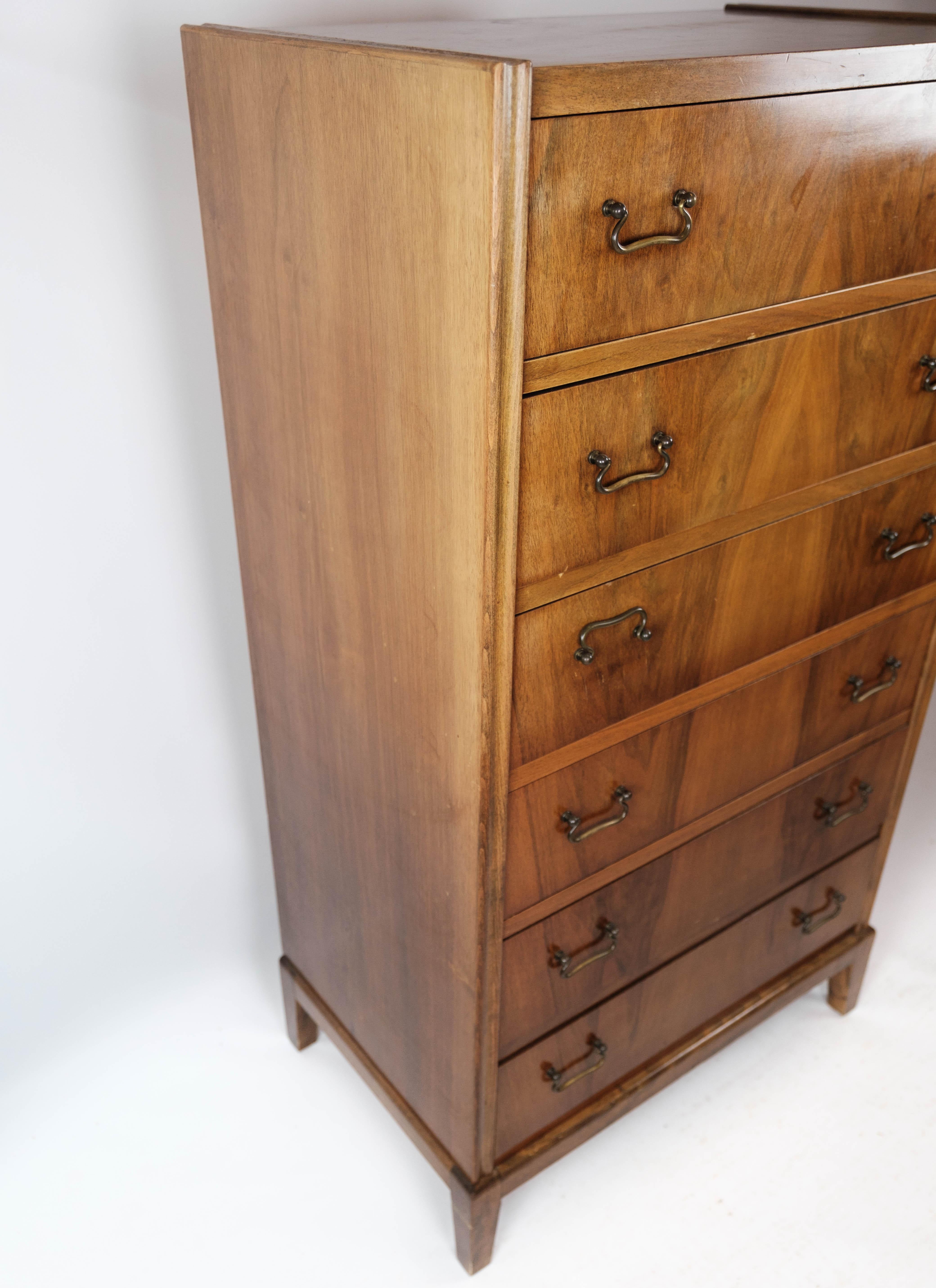 Chest of Drawers with Six Drawers of Walnut, Designed by Frits Henningsen, 1960s In Good Condition In Lejre, DK
