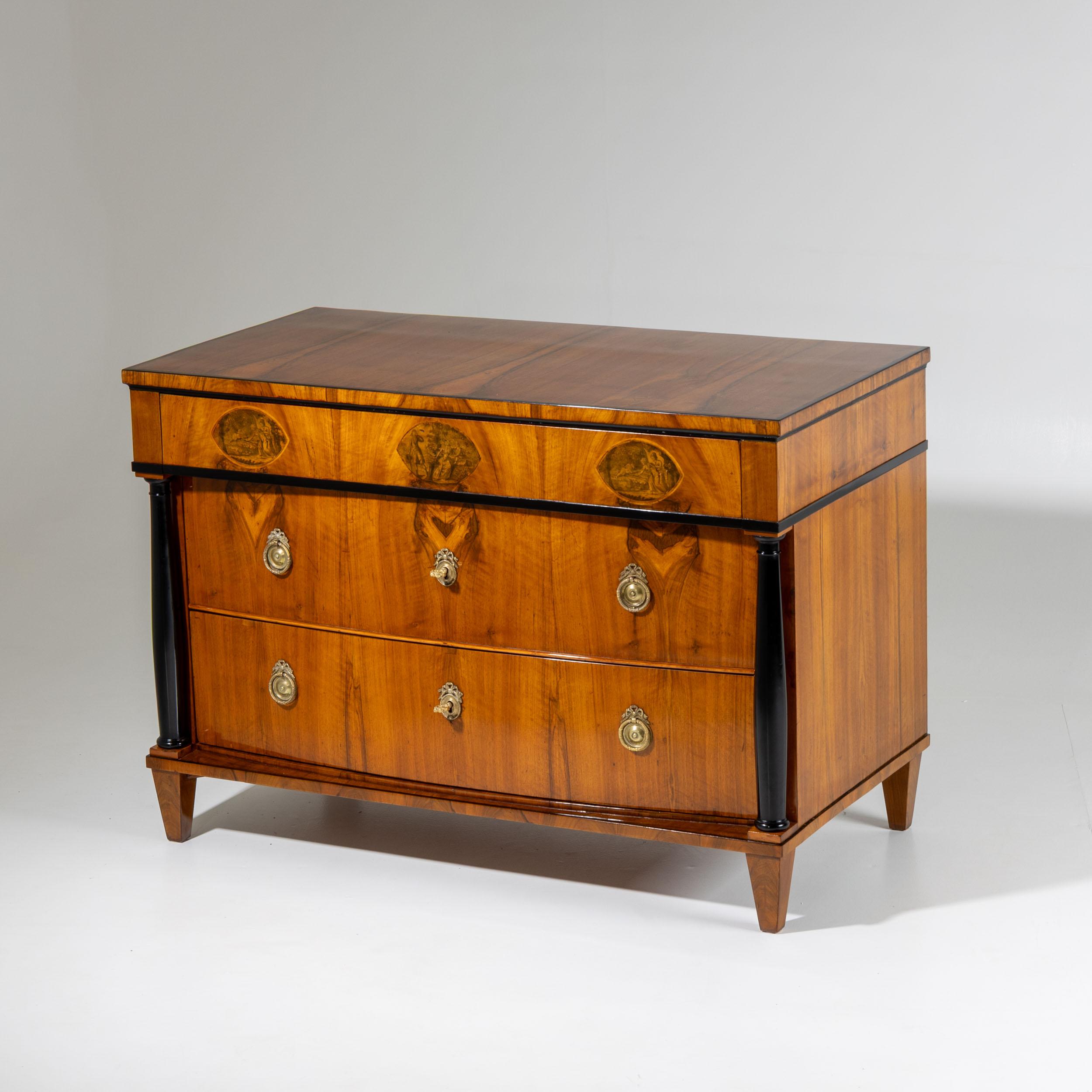 Chest of Drawers with Transfer Decoration, Southern Germany, circa 1820 en vente 1