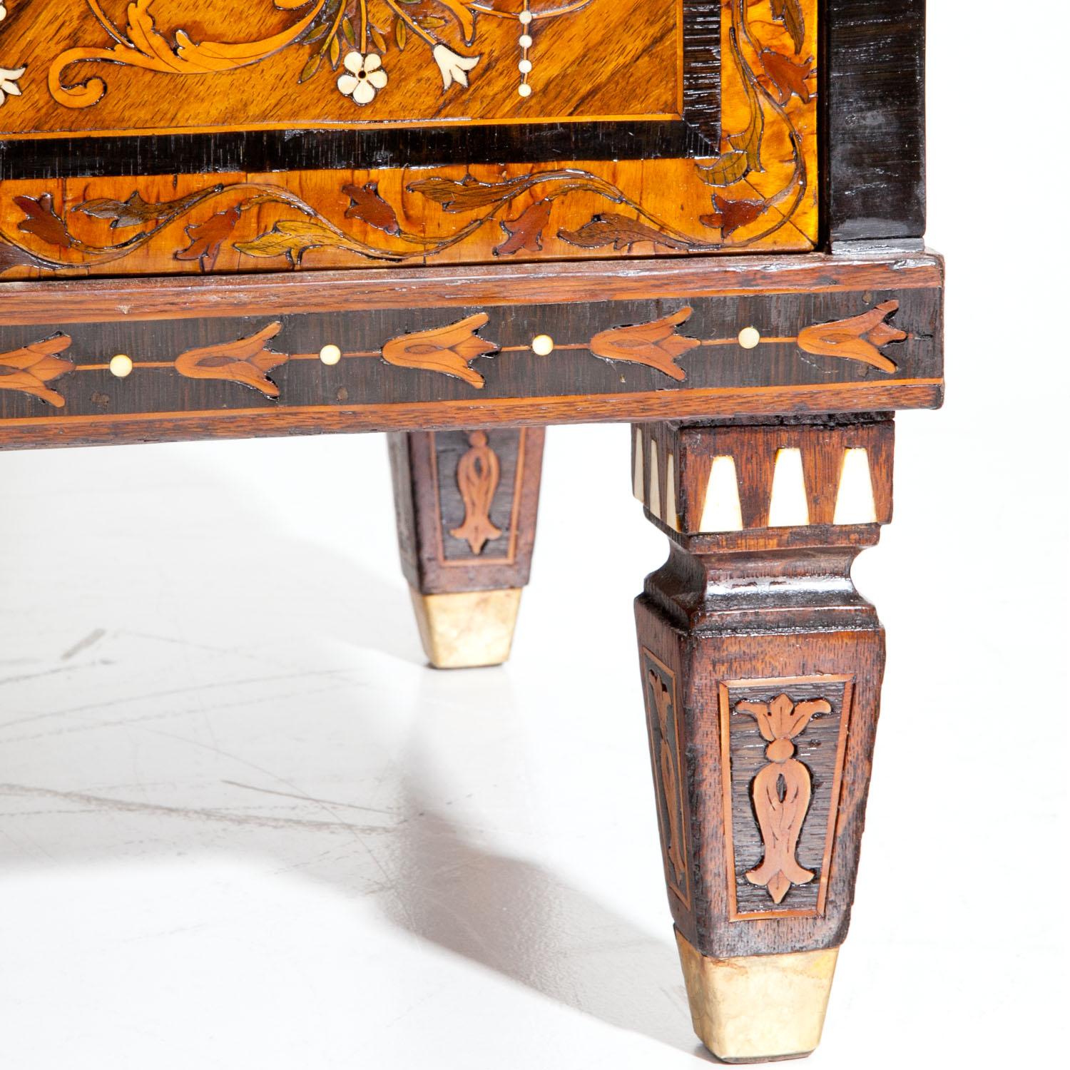 Chest of Drawers with Views of Moscow, Russia, Second Half of the 18th Century 4