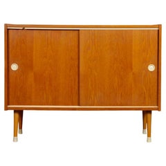 Commodes and Chests of Drawers