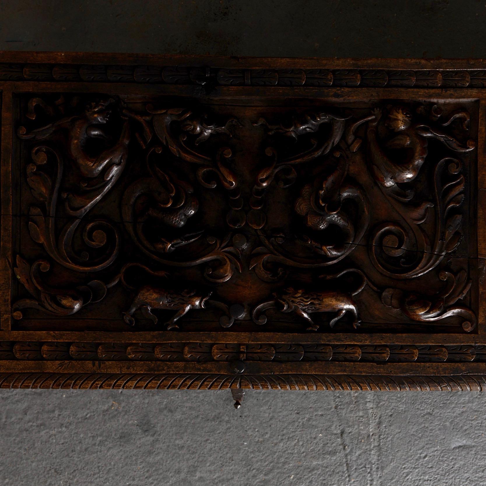 Chest South of Europe Baroque Oak, 18th Century For Sale 10
