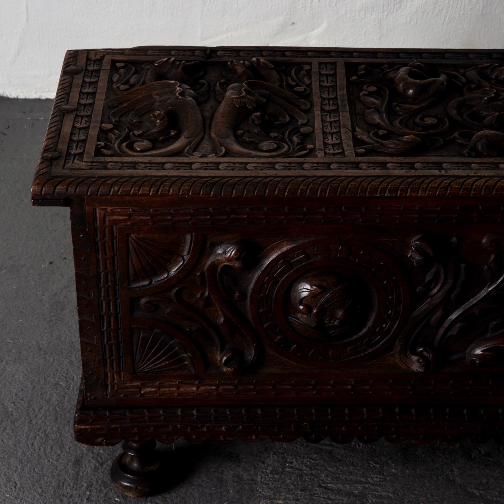 Chest South of Europe Baroque Oak, 18th Century For Sale 1