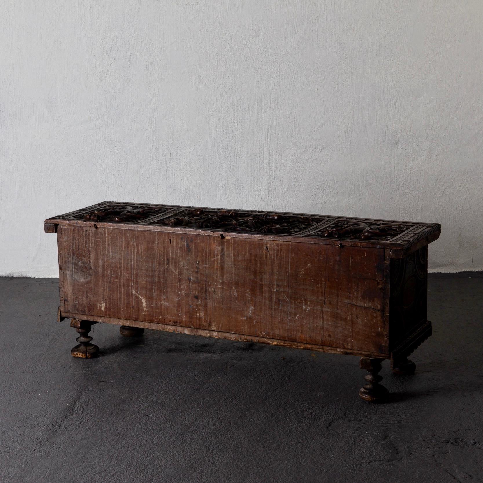 Chest South of Europe Baroque Oak, 18th Century For Sale 5
