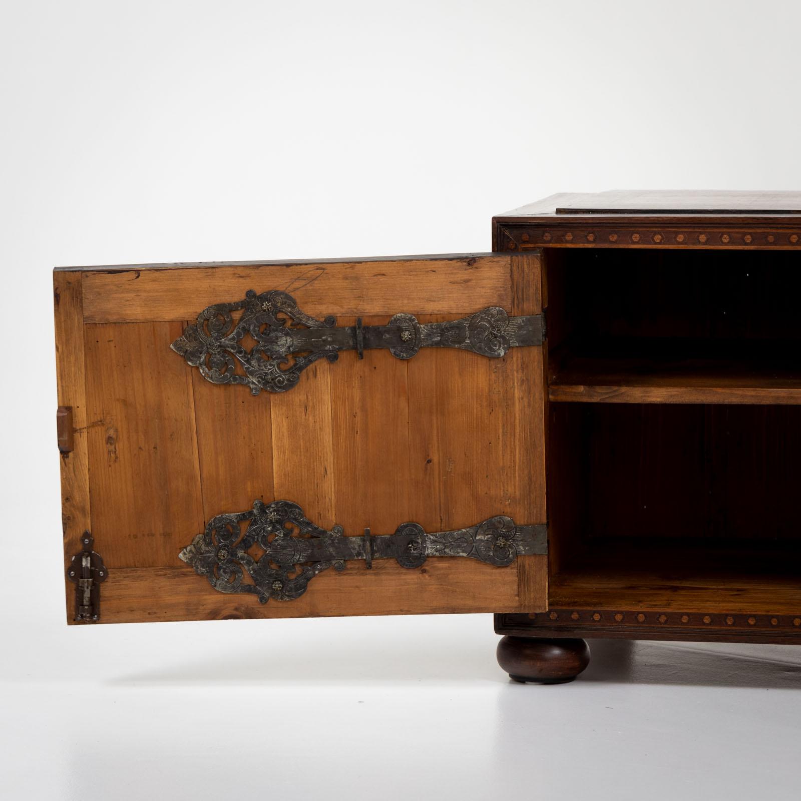 Chest with Doors, late 19th century For Sale 1