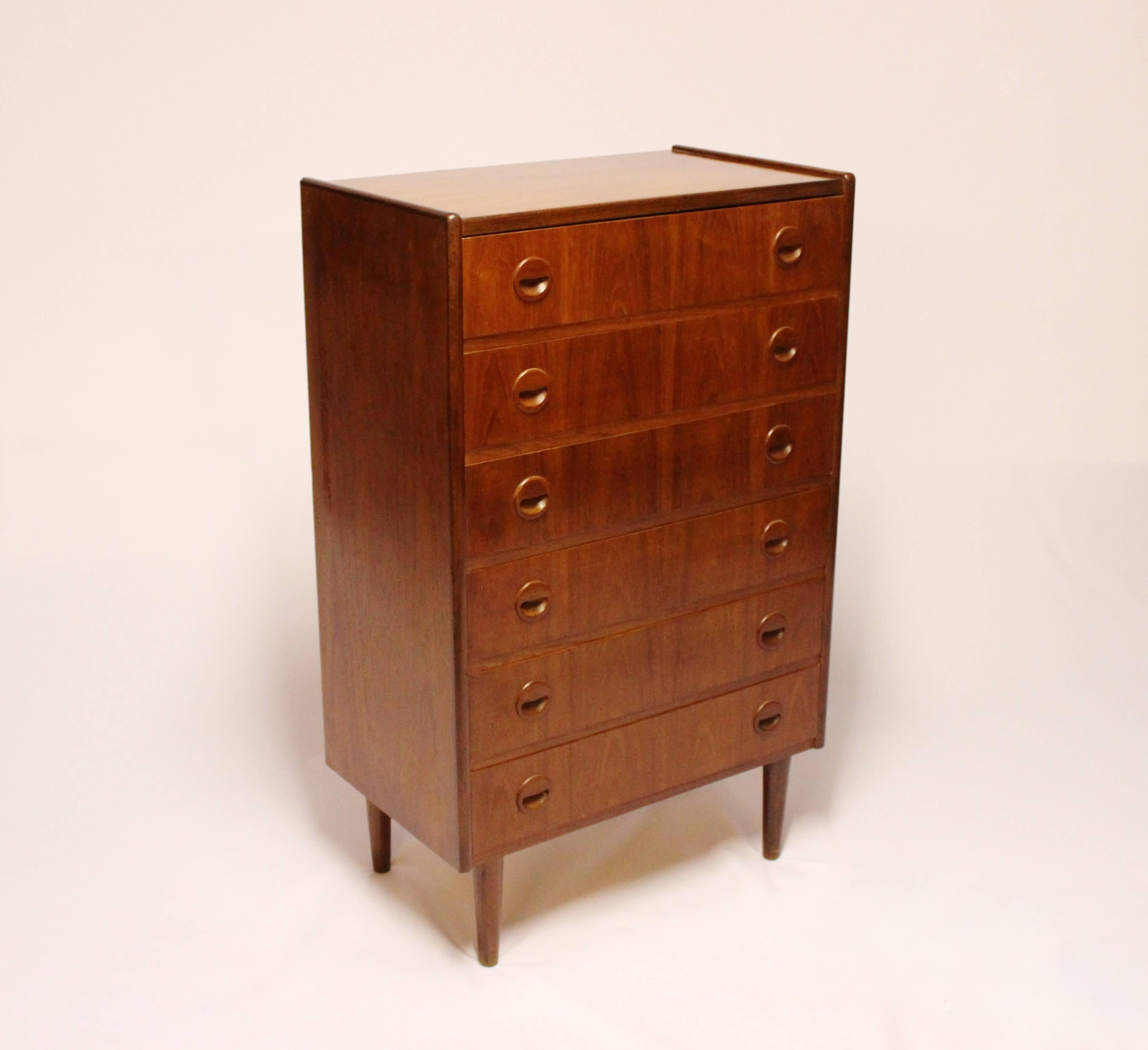 Chest with six drawers in teak designed by Kai Kristiansen and from the 1960s. The chest is in great vintage condition.