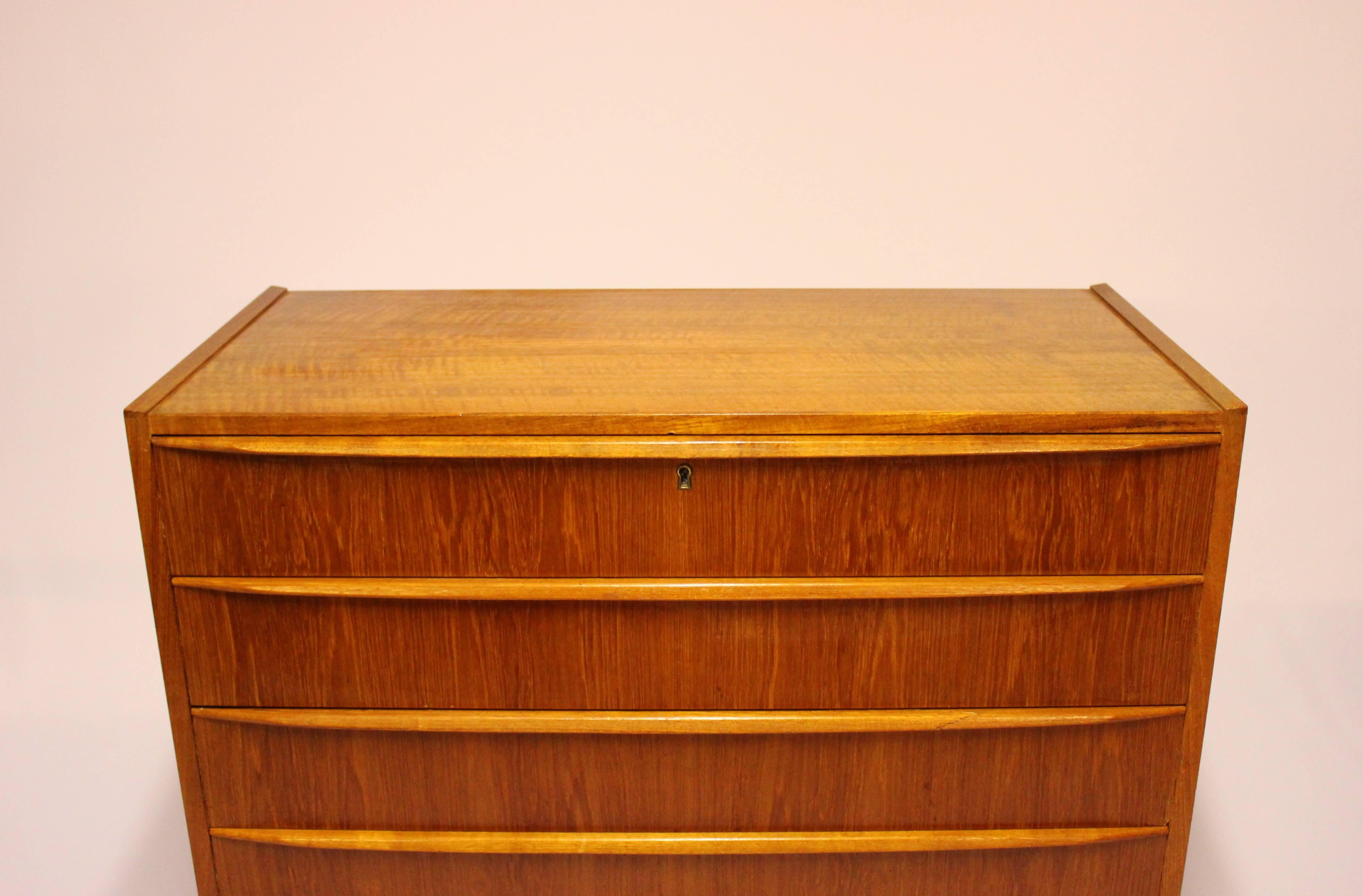 Chest with six drawers in teak of Danish design manufactured by Kibæk Furniture Factory in the 1960s. The chest is in great vintage condition.