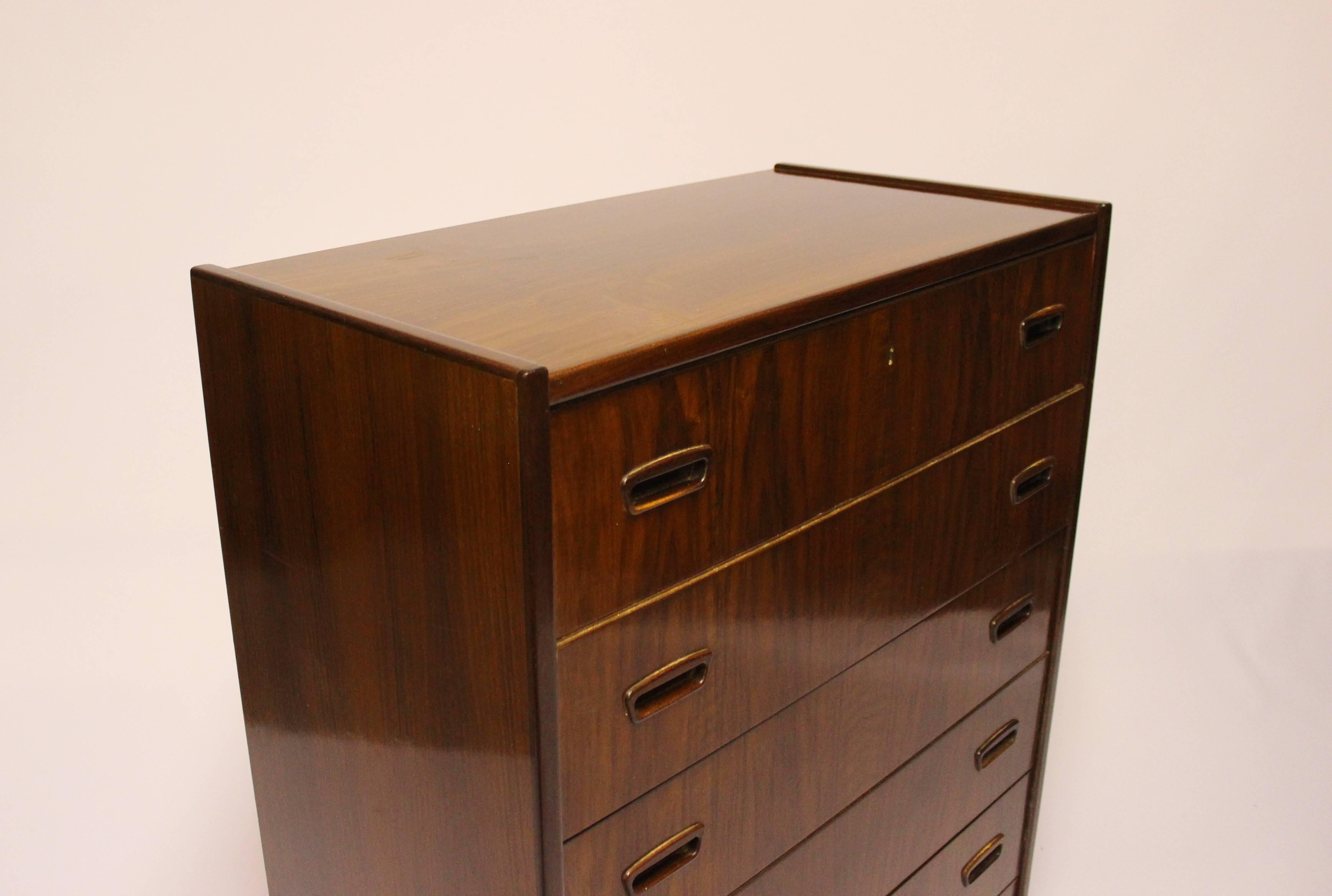 Chest with Six Drawers in Walnut of Danish Design from the 1960s 1
