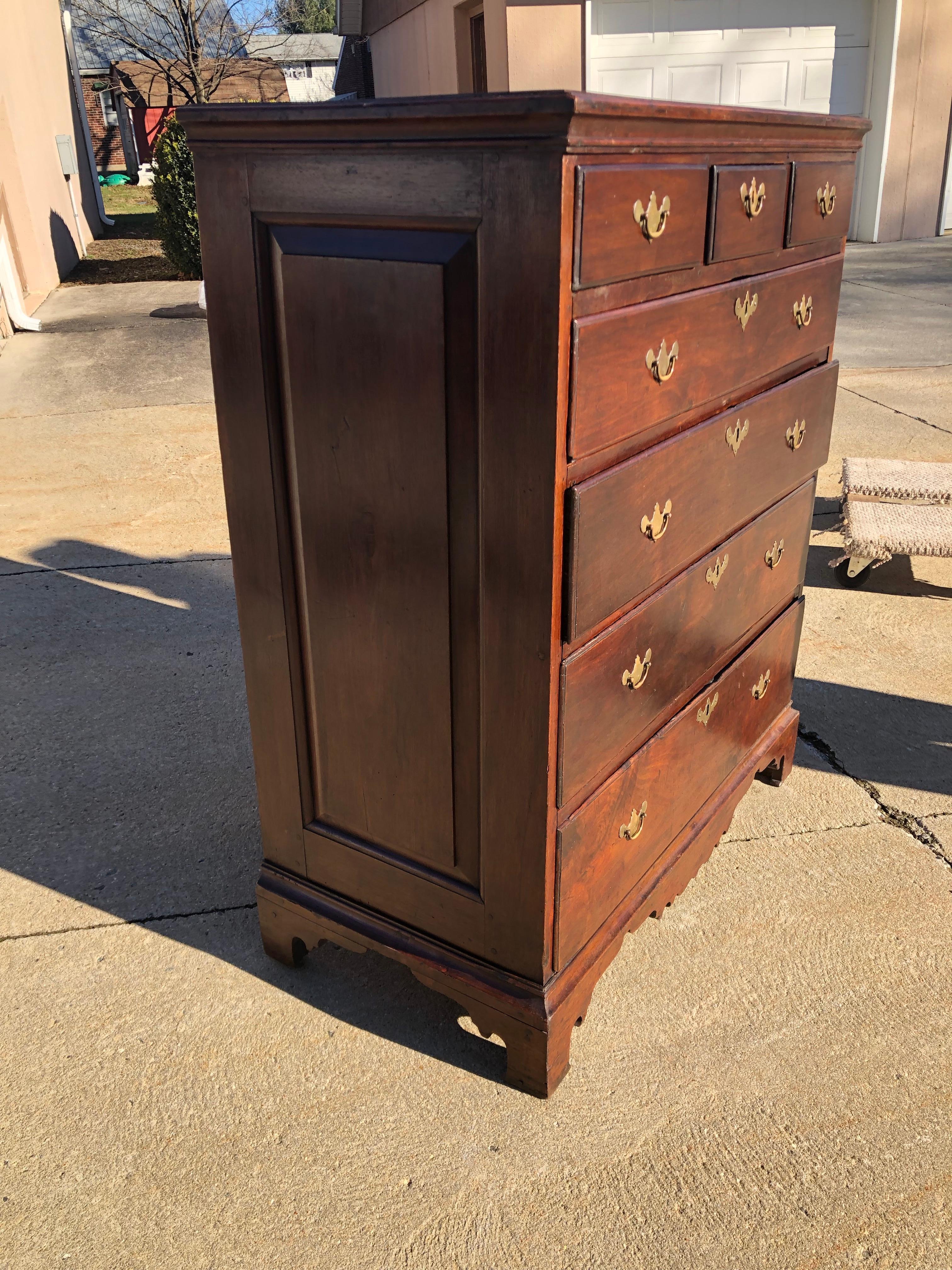 American Chester County, Pennsylvania Queen Anne Walnut Chest Raised Paneled Sides  For Sale