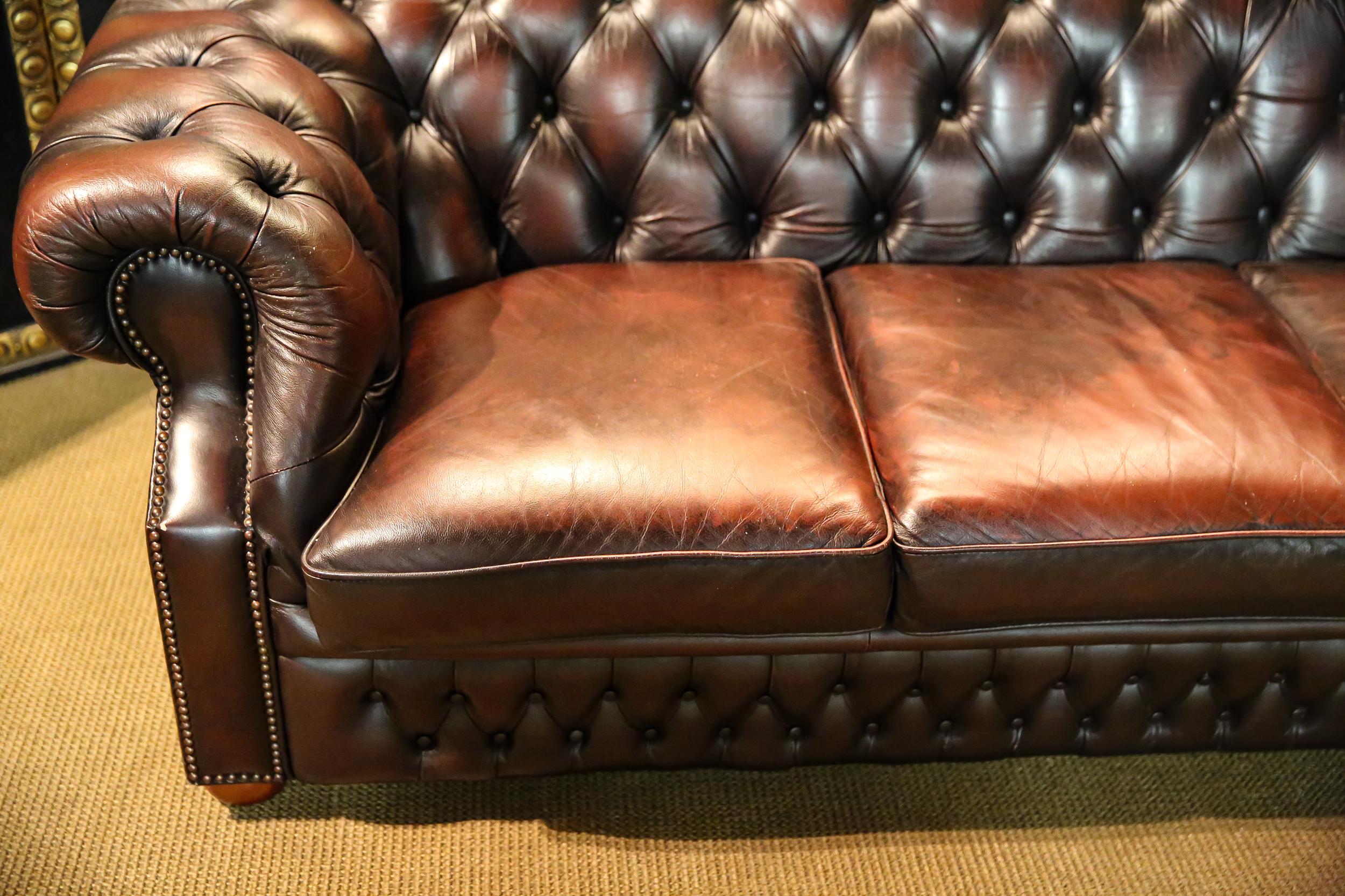 Leather Chesterfield 3-Seat Sofa Kent Modell Brand by Centurion