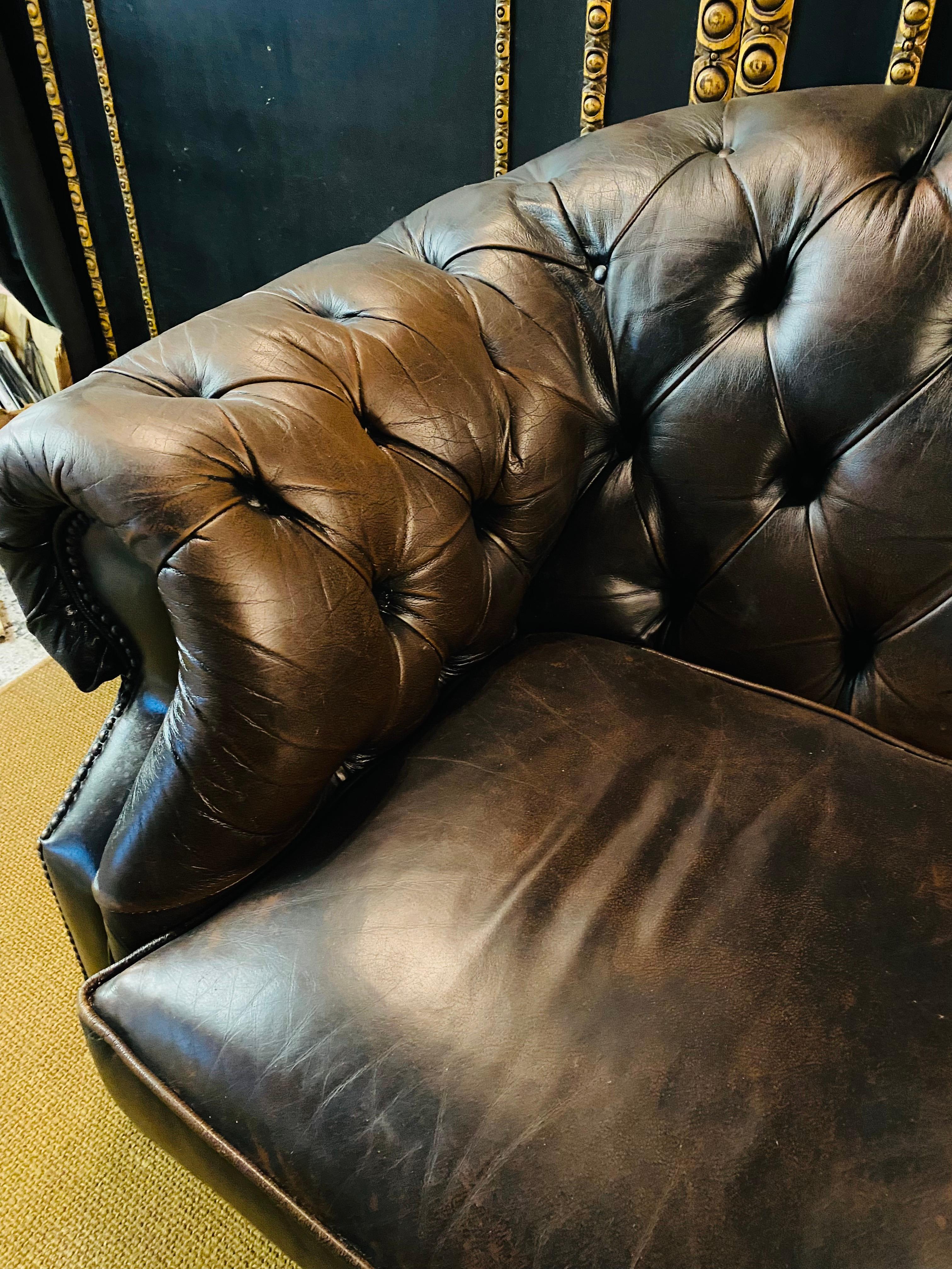 original Chesterfield 3-Seat Brown Leather Sofa Kent Modell Brand by Centurion 1