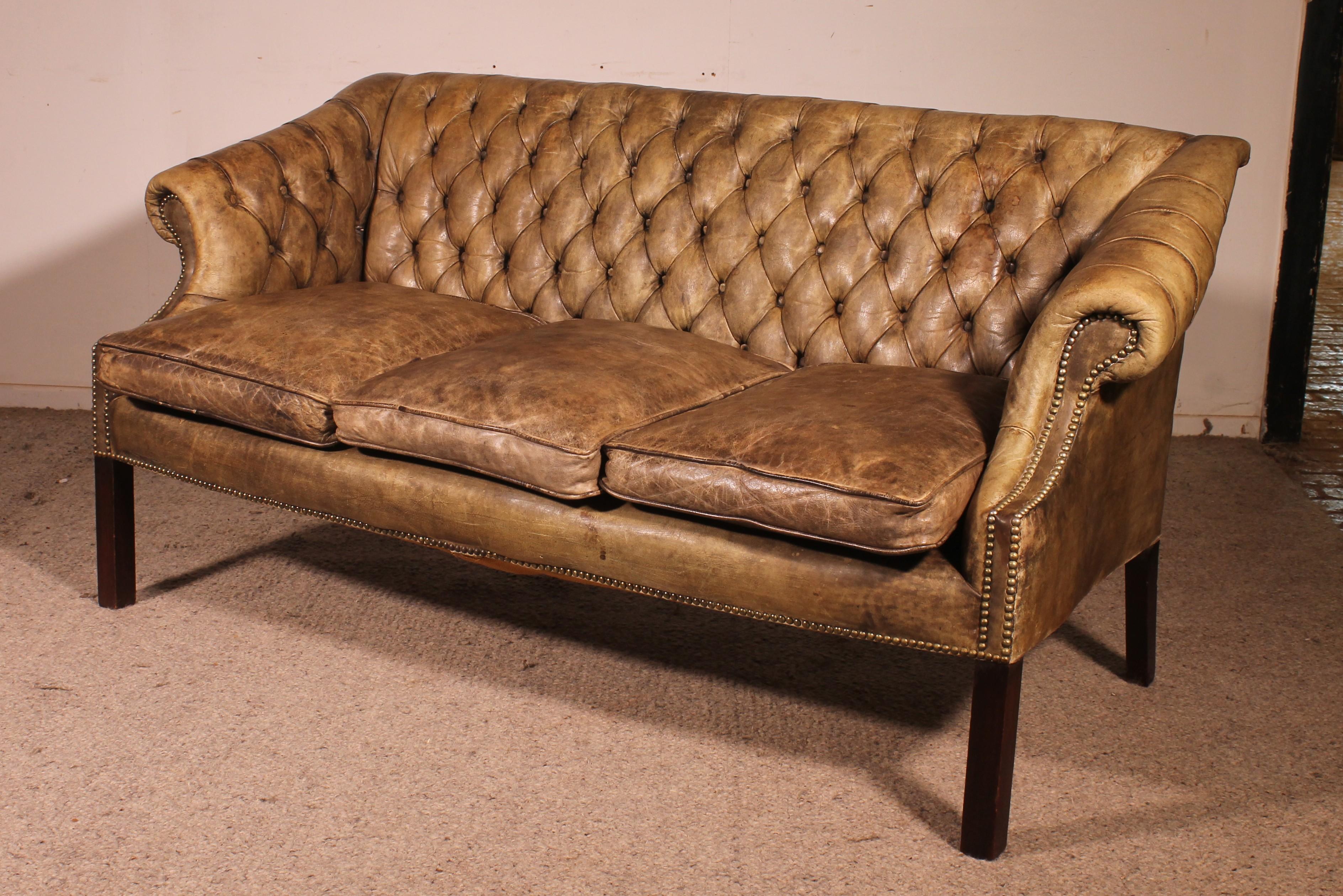 Chesterfield a 3 posti in pelle Greene & Greene Light in vendita 3
