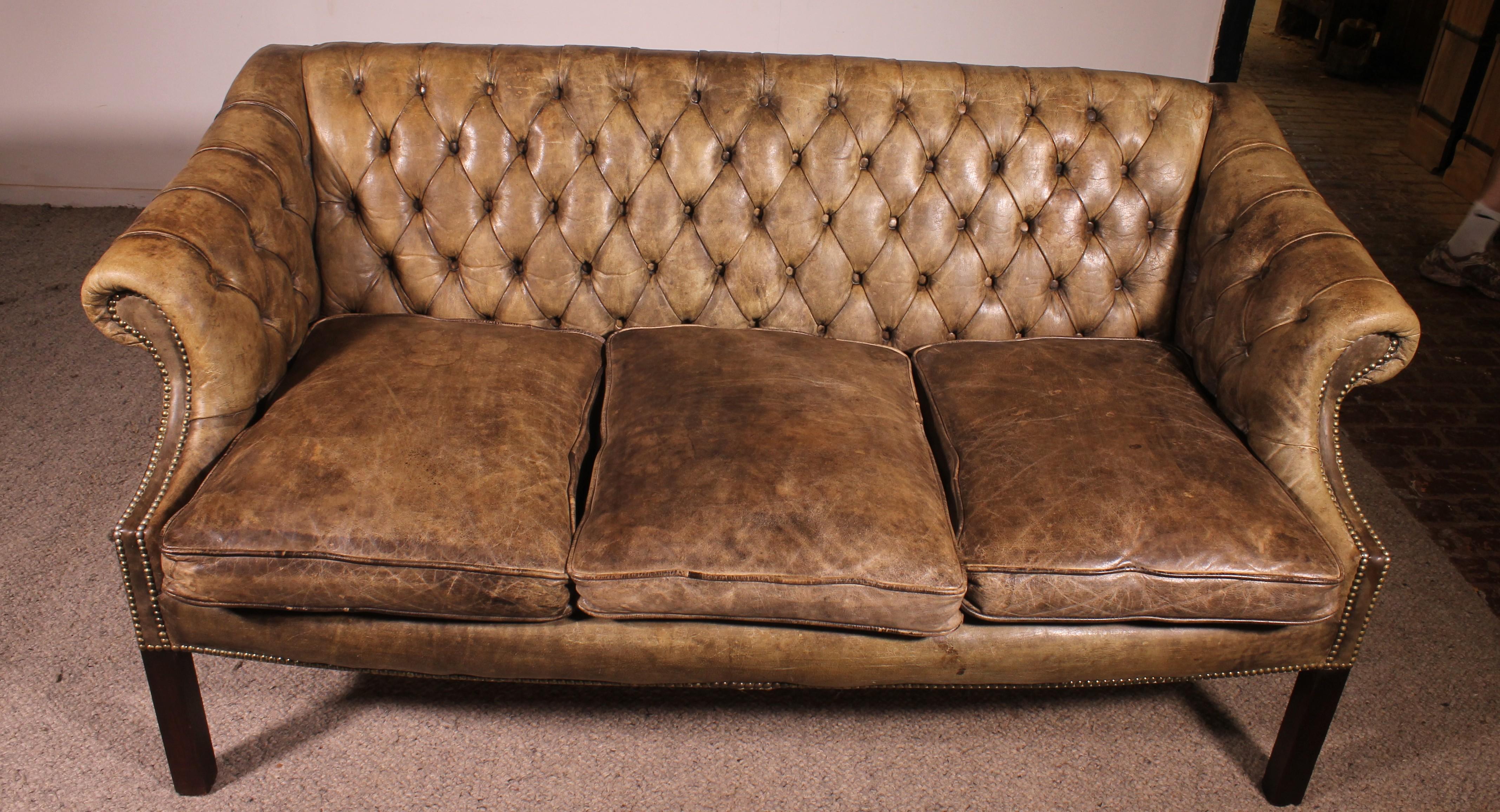 Chesterfield a 3 posti in pelle Greene & Greene Light in vendita 4