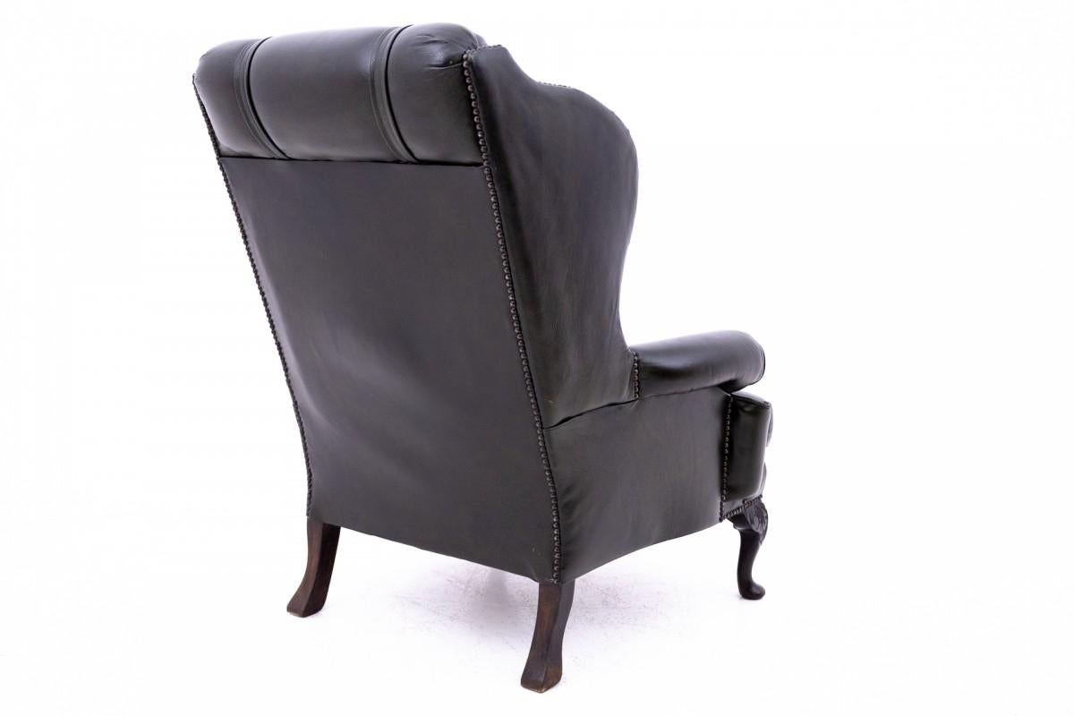 Sillón Chesterfield de los años 50, Europa Occidental. en venta 5
