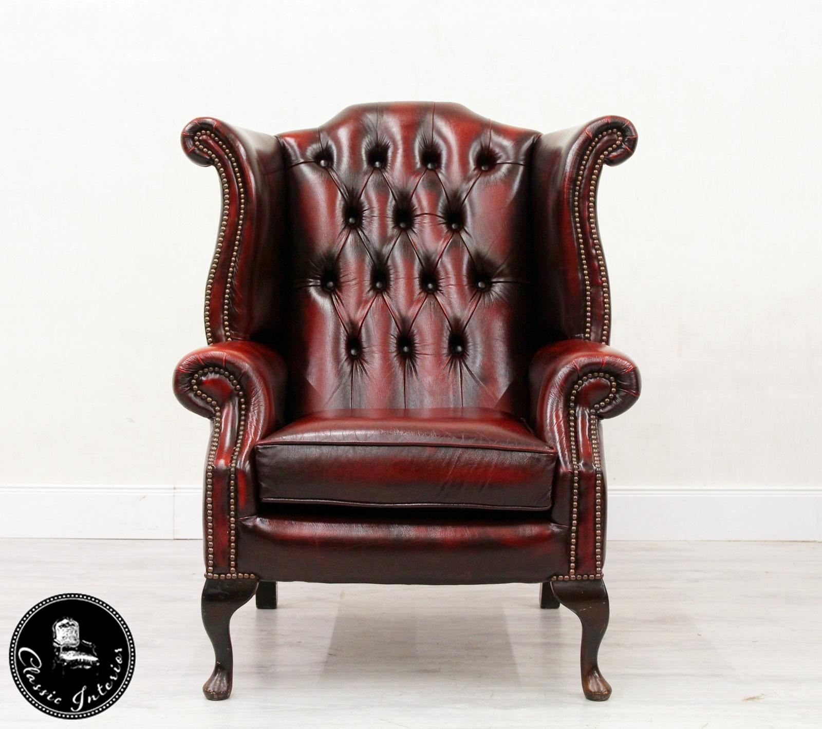 Chesterfield armchair
in original design 1980-1990

Condition: The armchairs are in a very good condition, with normal traces of usage.
armchair
Height x 105 cm width x 90 cm depth x 80 cm
recliner
H x 105 cm W x 90 cm D x 80 cm pulled out