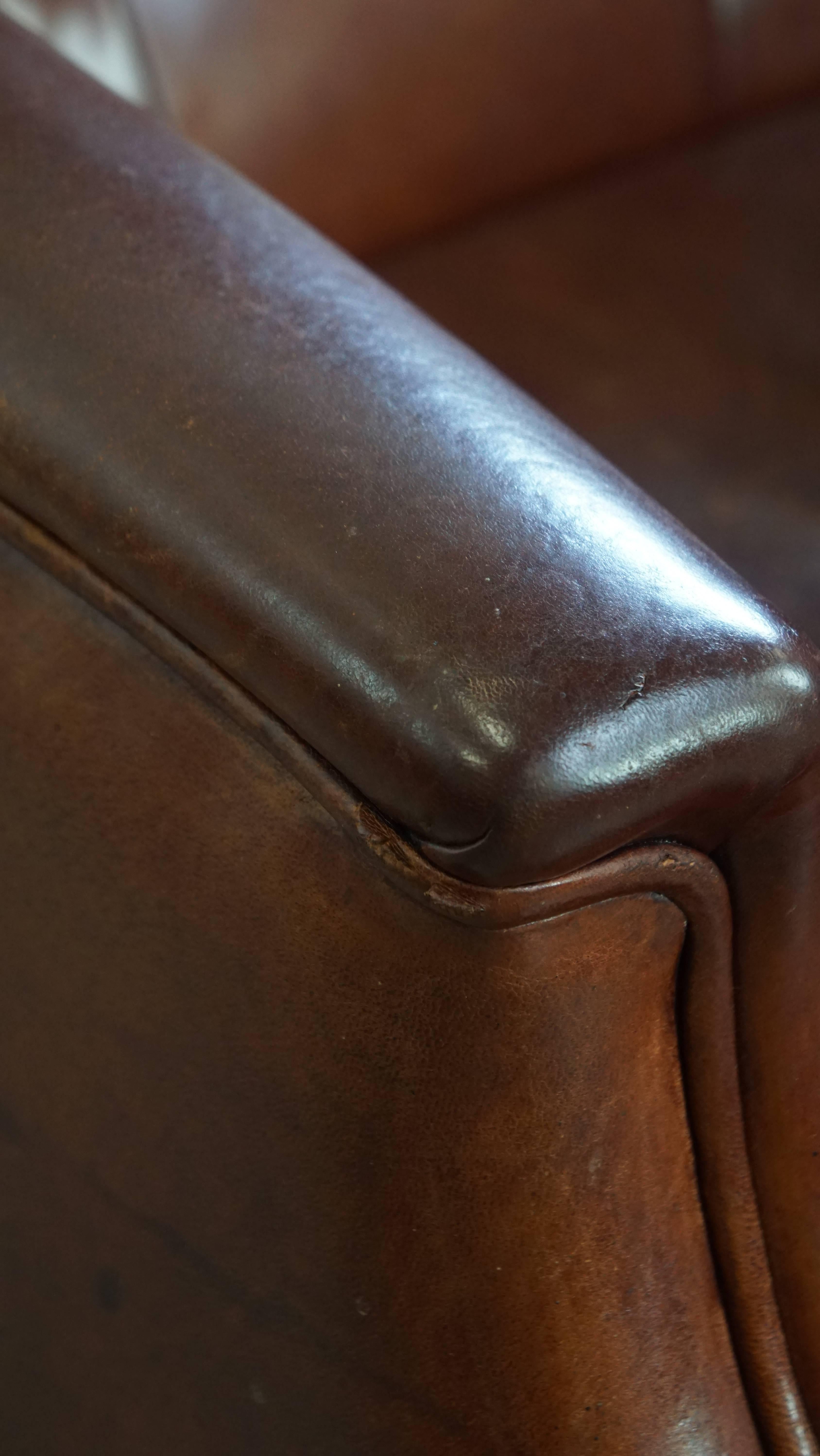 Sillón Chesterfield de piel de oveja en venta 6