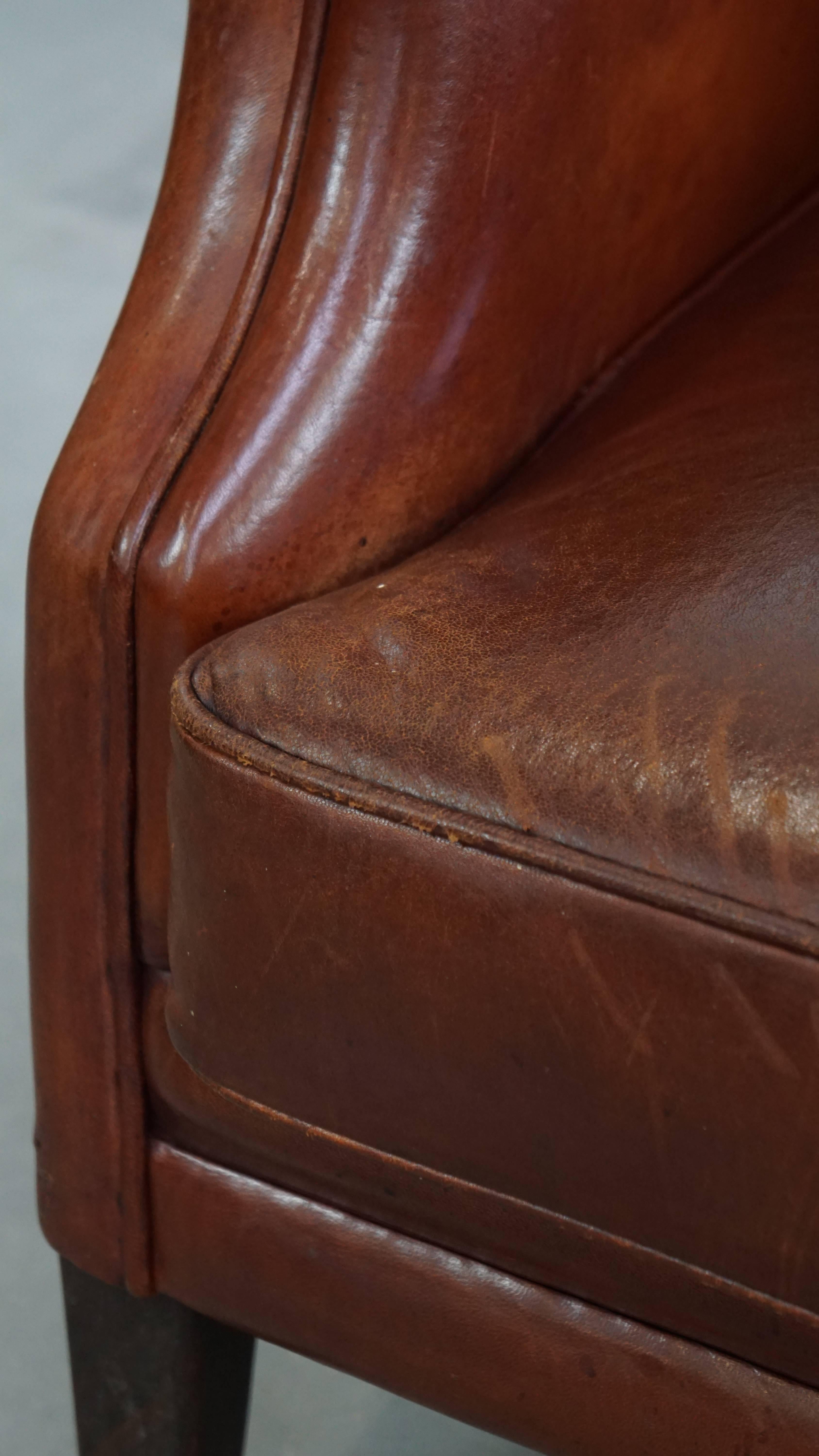 Sillón Chesterfield de piel de oveja en venta 7