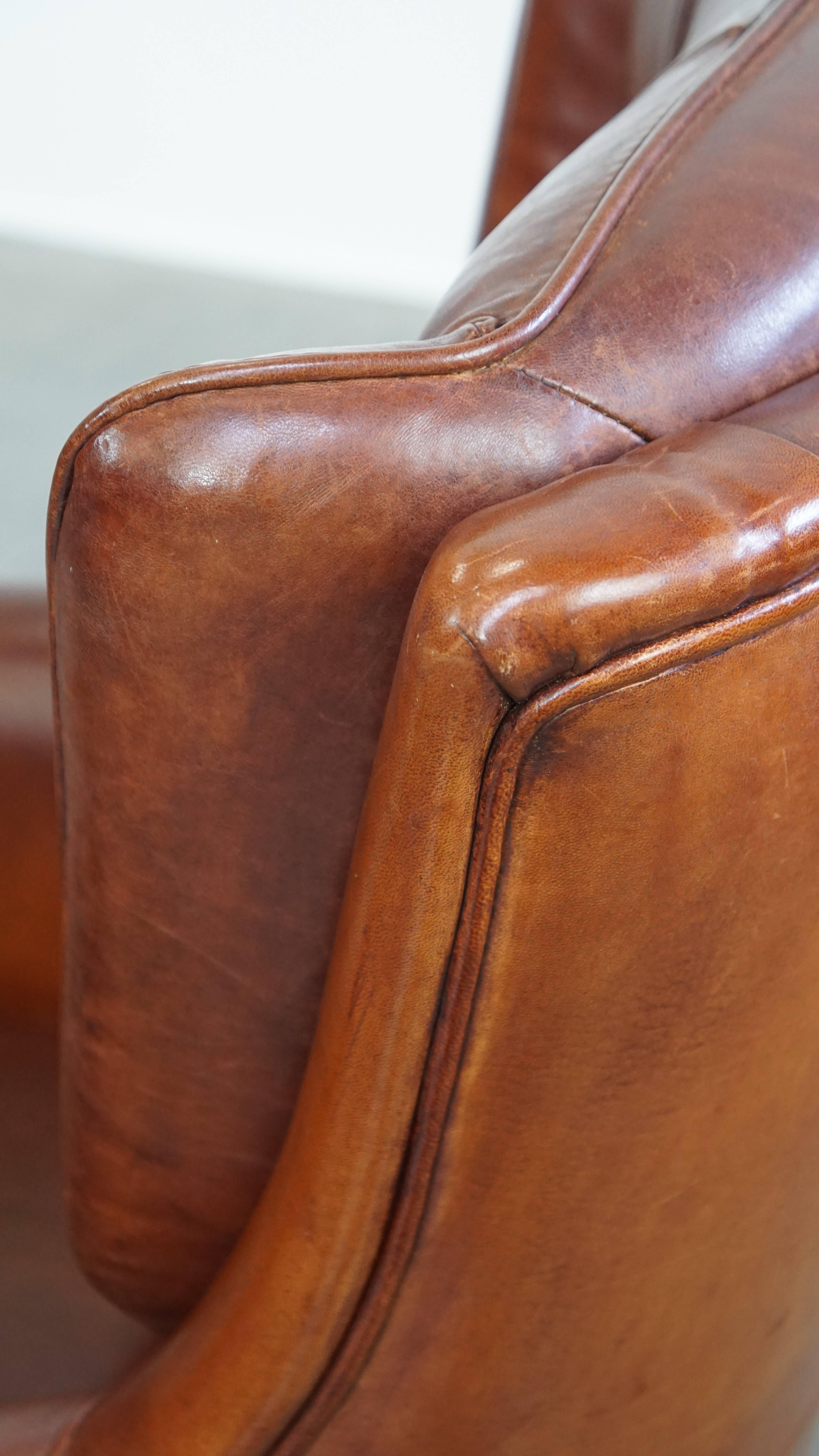 Sillón Chesterfield de piel de oveja en venta 11