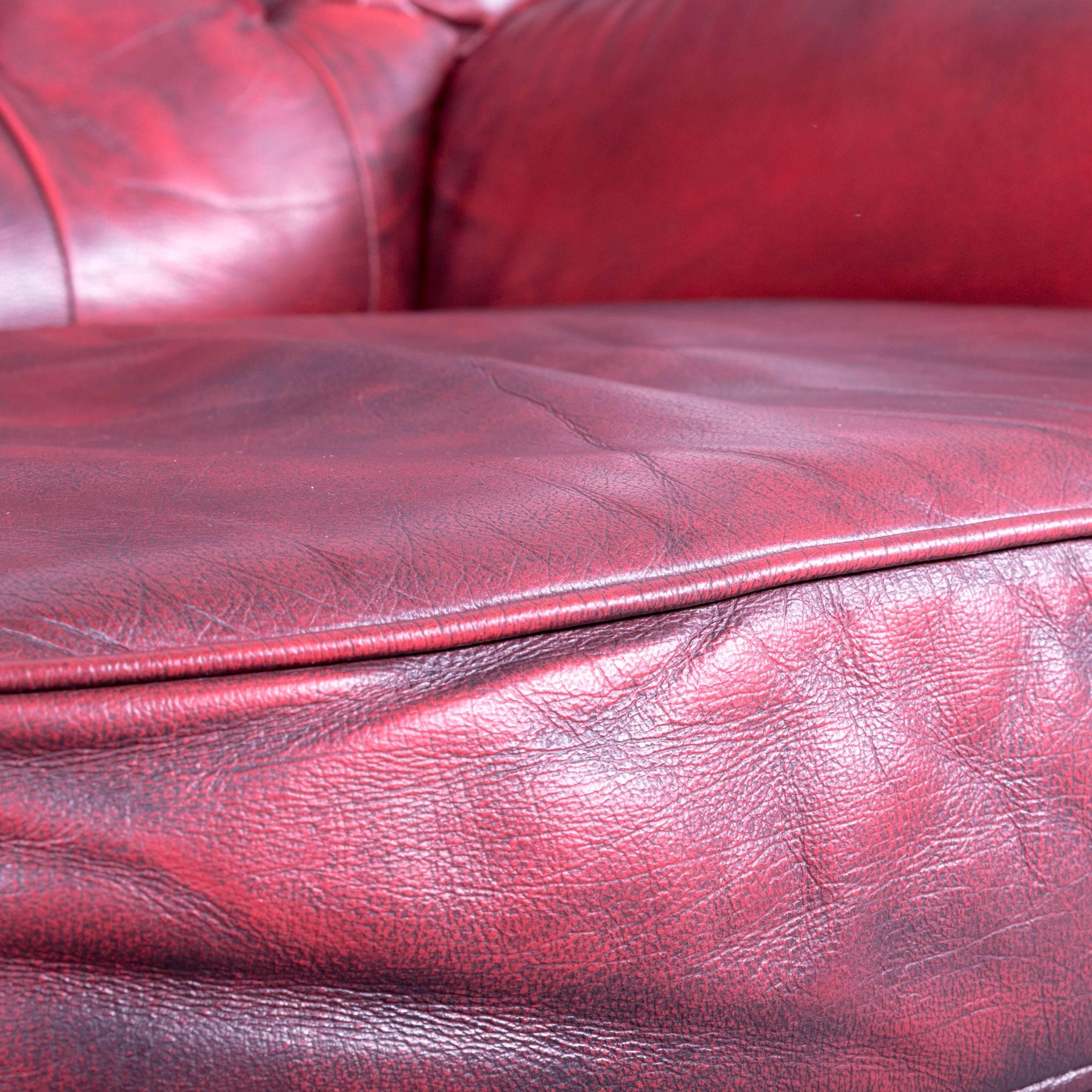 Britannique Fauteuil Chesterfield Cuir rouge sang-de-boeuf Boutonné Recliner Fonction Vintage