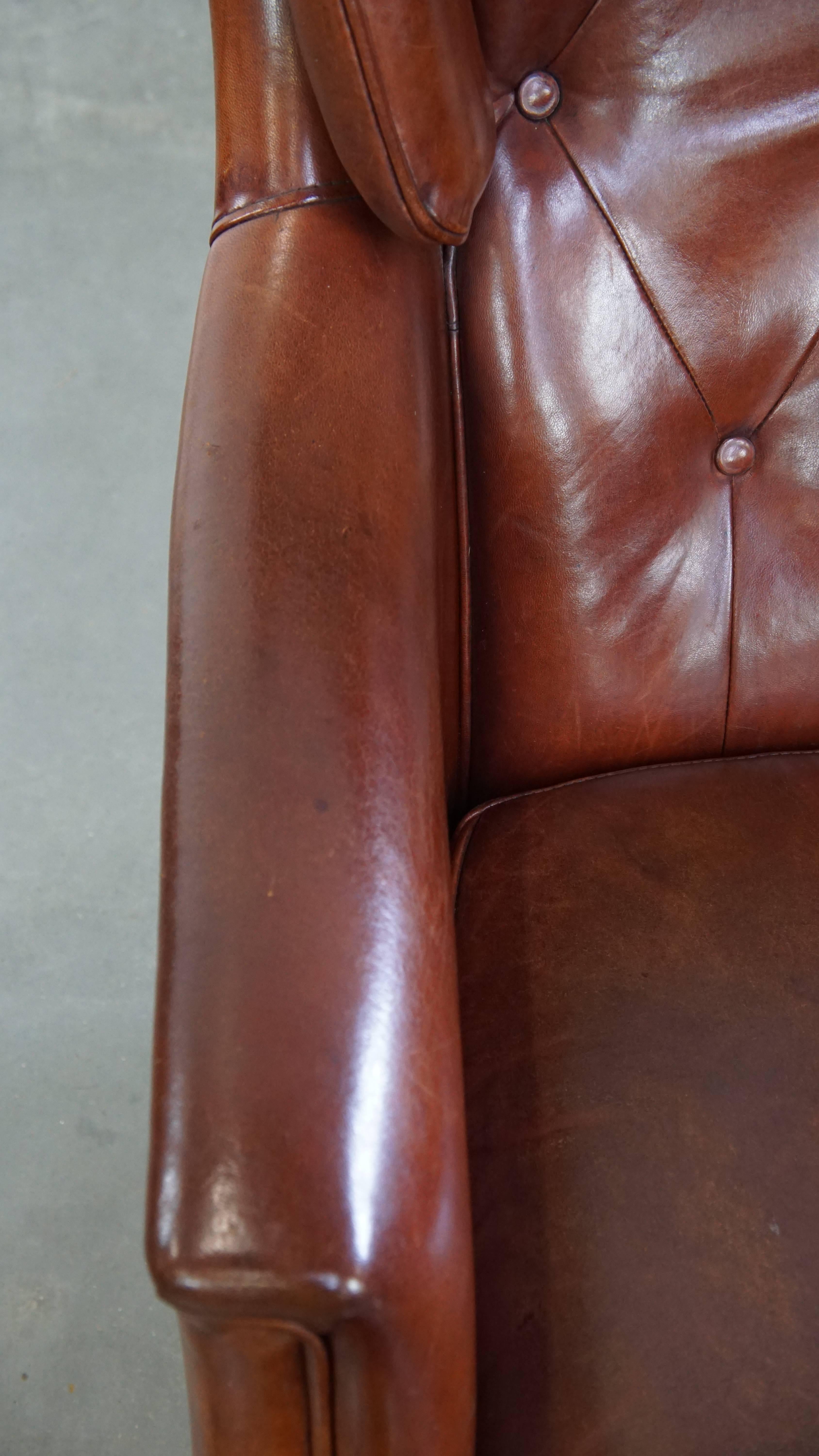 Chesterfield Sessel mit Ottomane aus Schafsleder (Leder) im Angebot