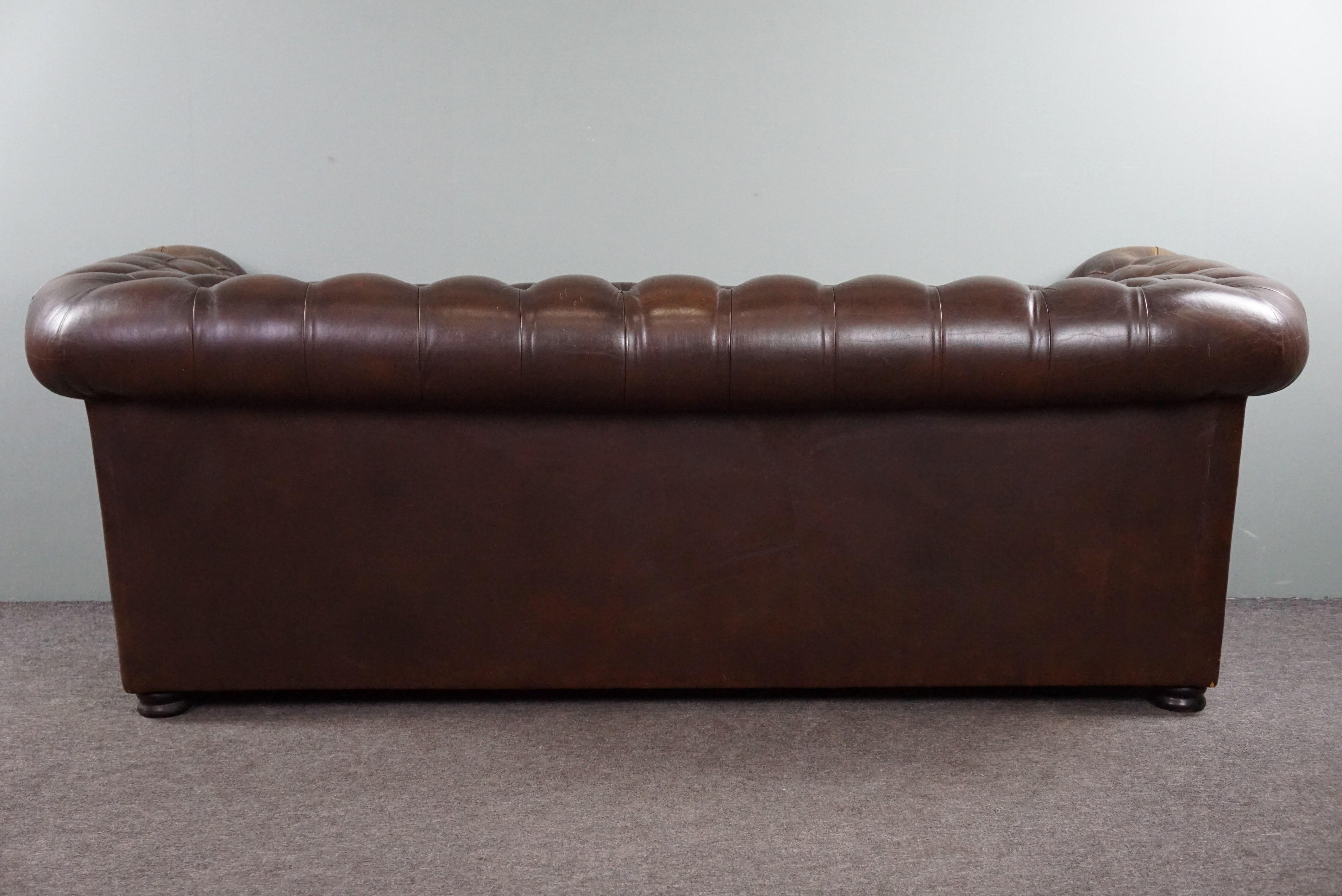 Hand-Crafted Chesterfield button seat sofa full of allure, 3 seater For Sale