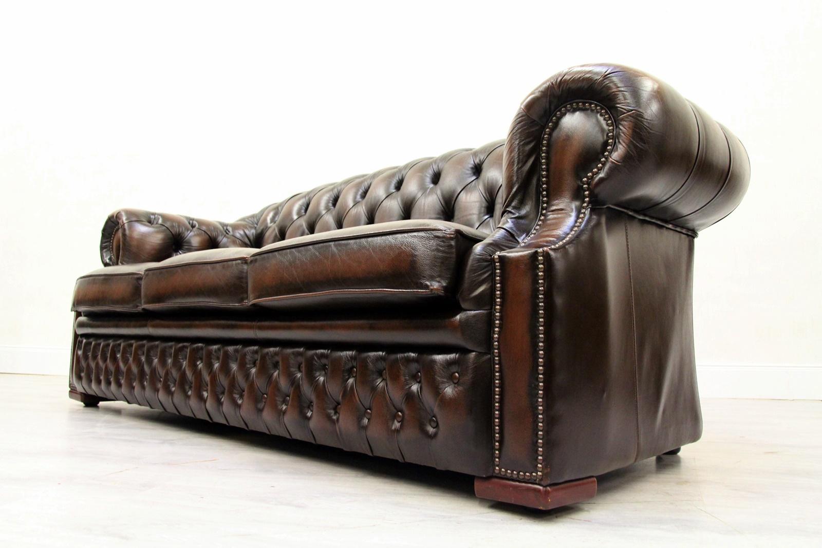 Chesterfield Centurion Sofa Leather Antique Vintage Couch, English For Sale 2