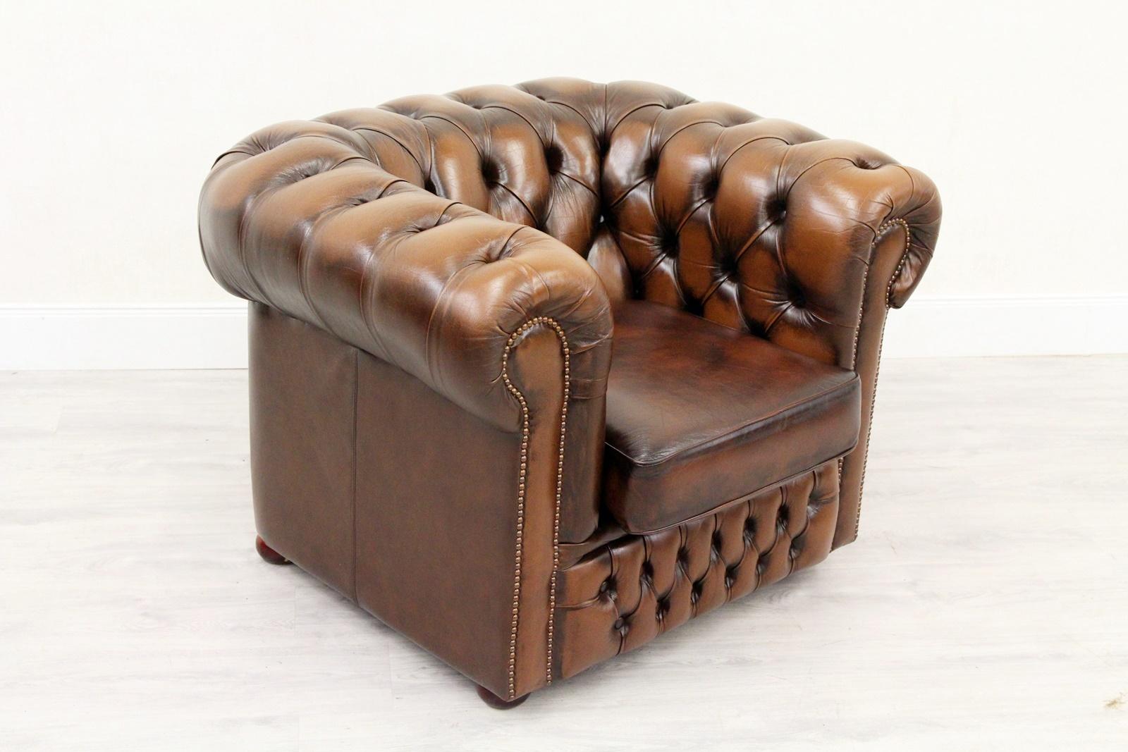 Fauteuil club Chippendale en cuir ancien et cuir Chesterfield en vente 2