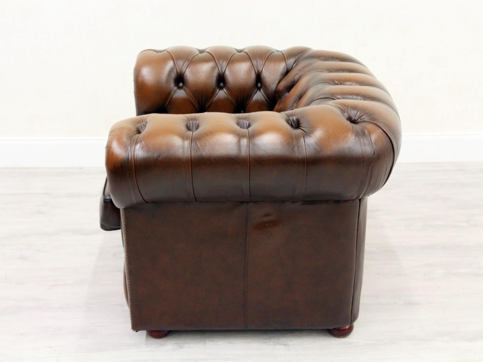 Fauteuil club Chippendale en cuir ancien et cuir Chesterfield en vente 4