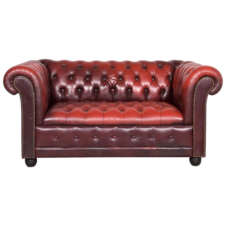 Chesterfield Designer Leather Sofa Red Two-Seat Genuine Leather Vintage  Retro For Sale at 1stDibs | retro red leather sofa, retro leather sofa,  vintage red leather sofa