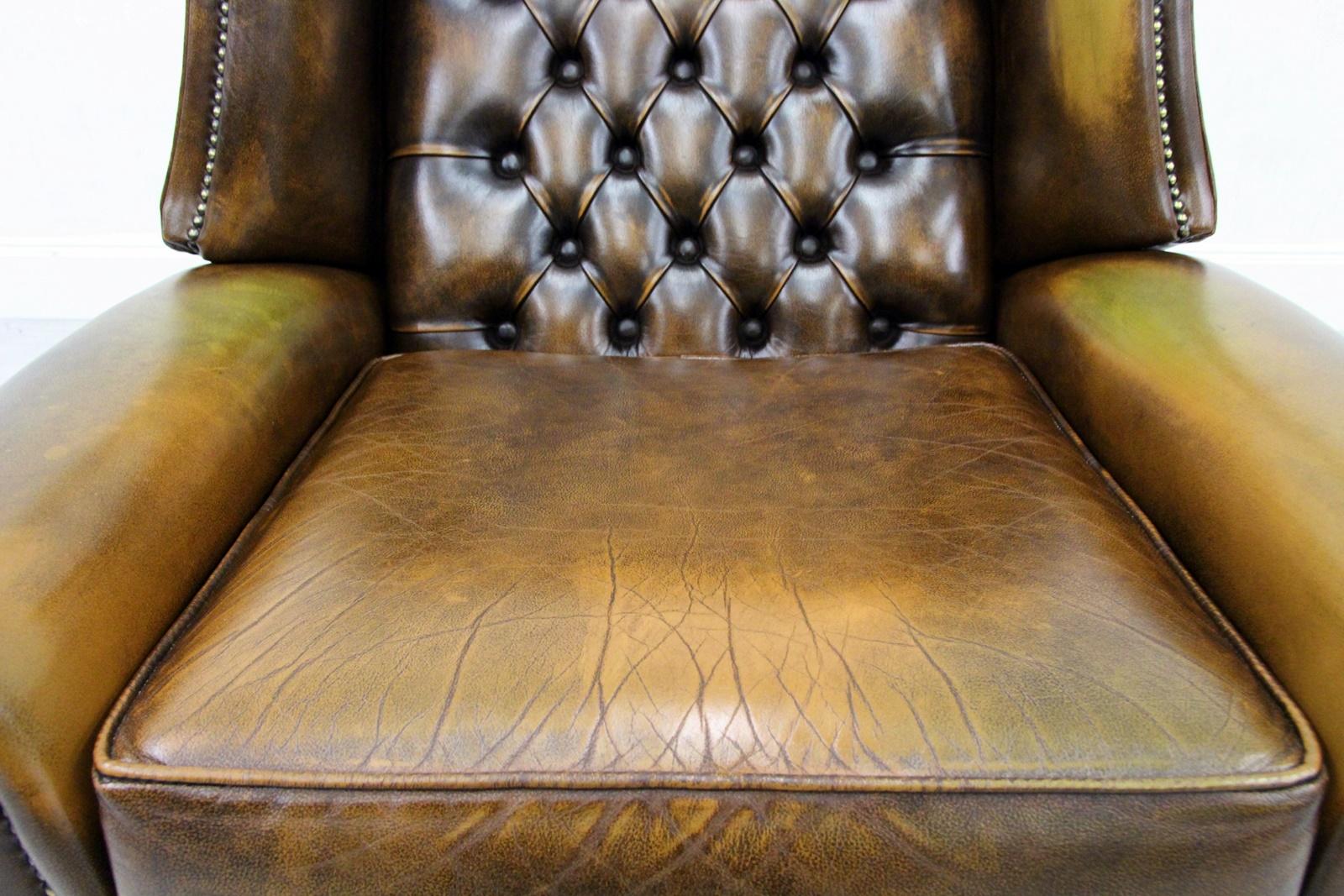 Late 20th Century Chesterfield Fernsehsessel Ohrensessel Chippendale Sessel Antik