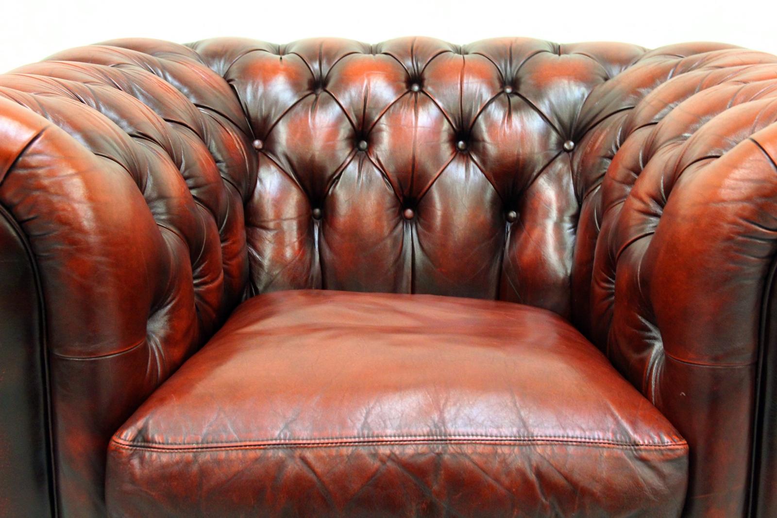 Chesterfield real leather armchair
in original design.

Condition: The armchairs are in a very good condition.
Measures: Armchair
Height x 72cm, length x 105cm, depth x 90cm
Upholstery is in a very good condition with beautiful patina (see