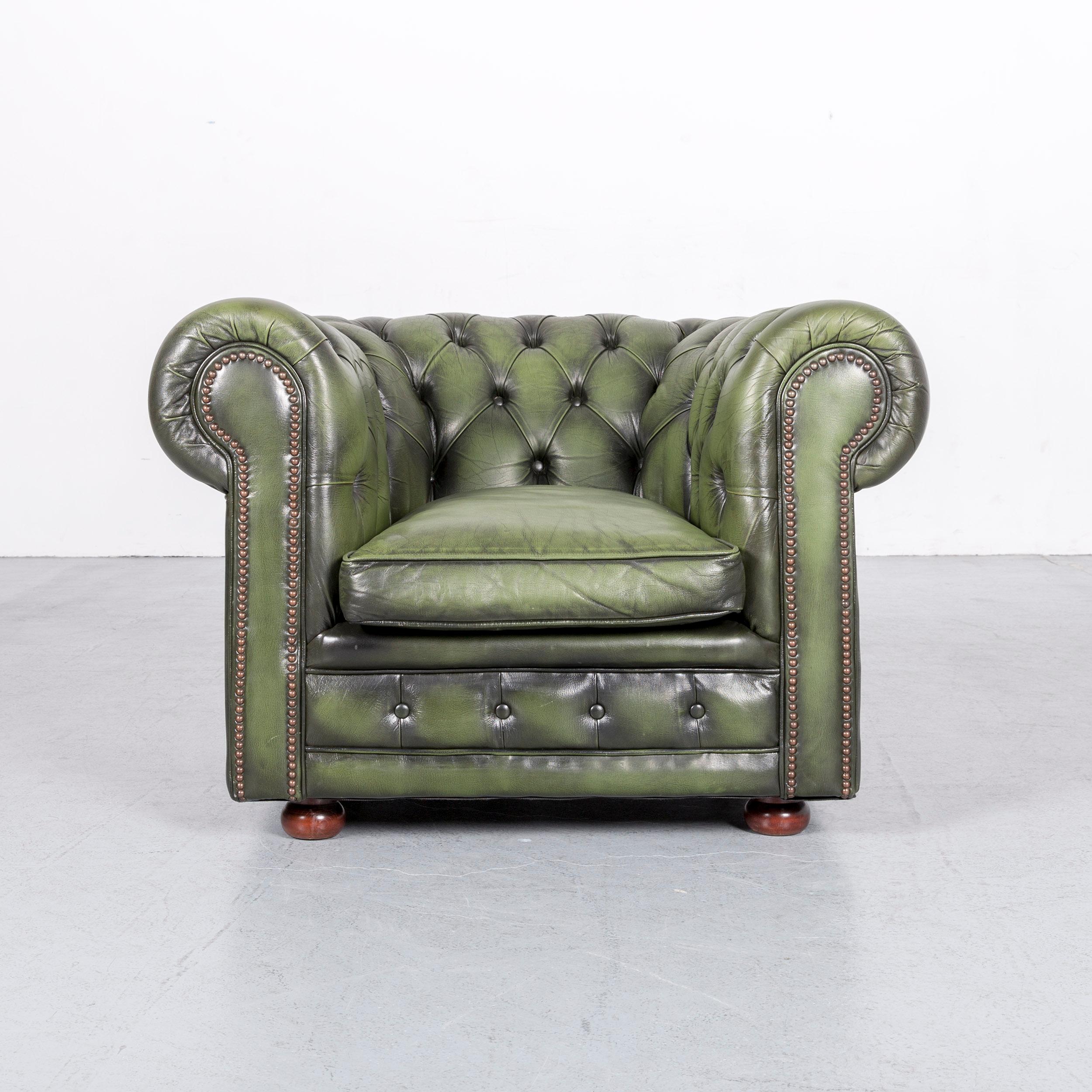 We bring to you an Chesterfield leather armchair green one-seat club-chair.


























































   