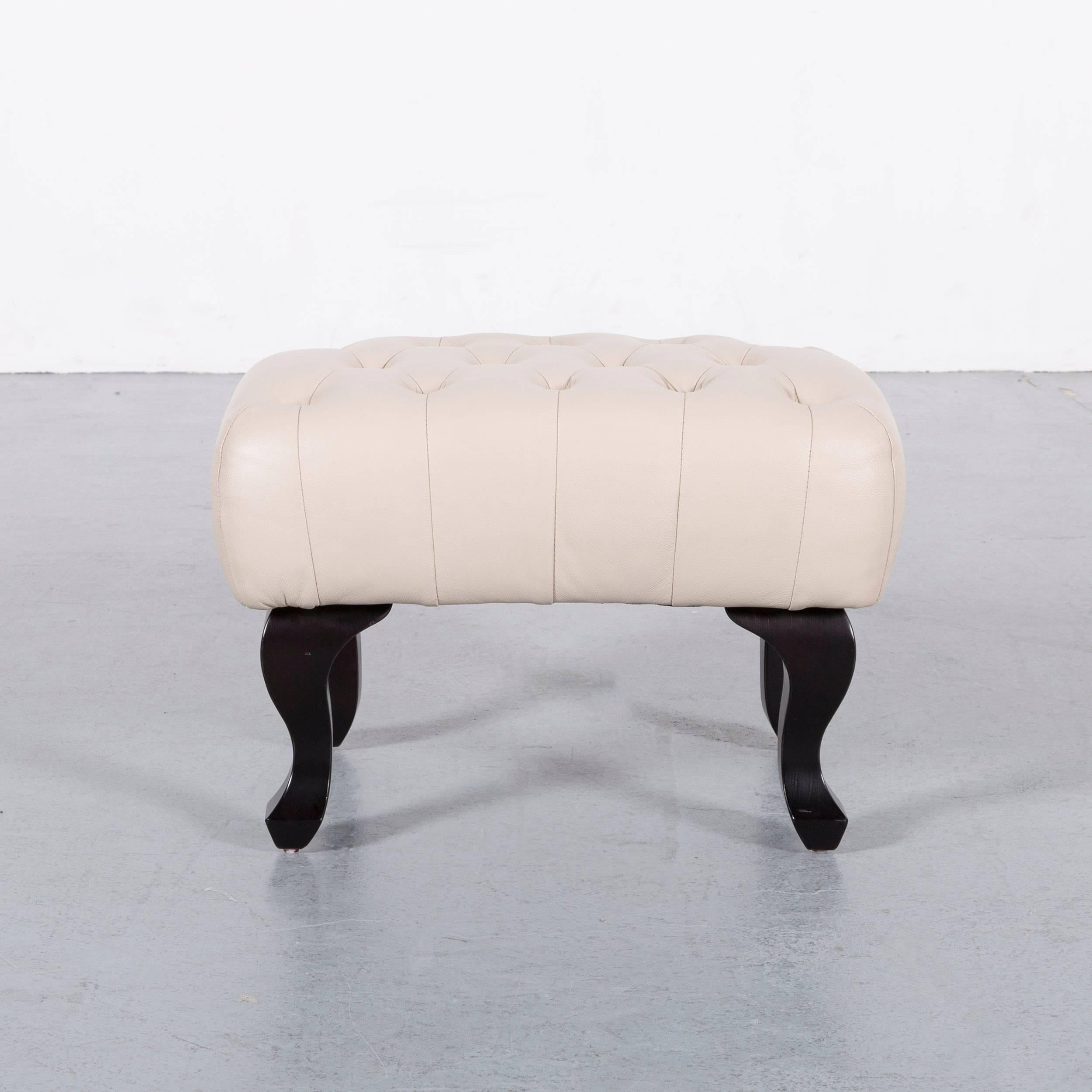 Chesterfield Leather Foot-Stool Off-White Bench In Excellent Condition In Cologne, DE