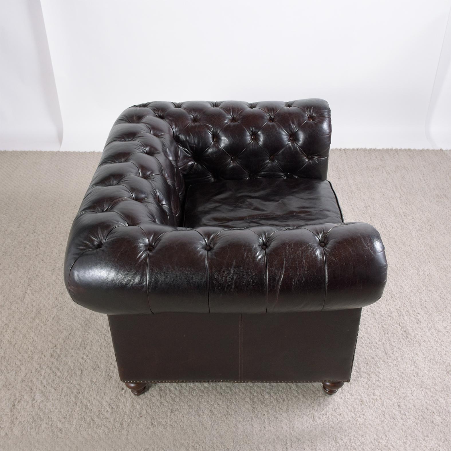 1980s Vintage Chesterfield Lounge Chair in Deep Burgundy Leather For Sale 4